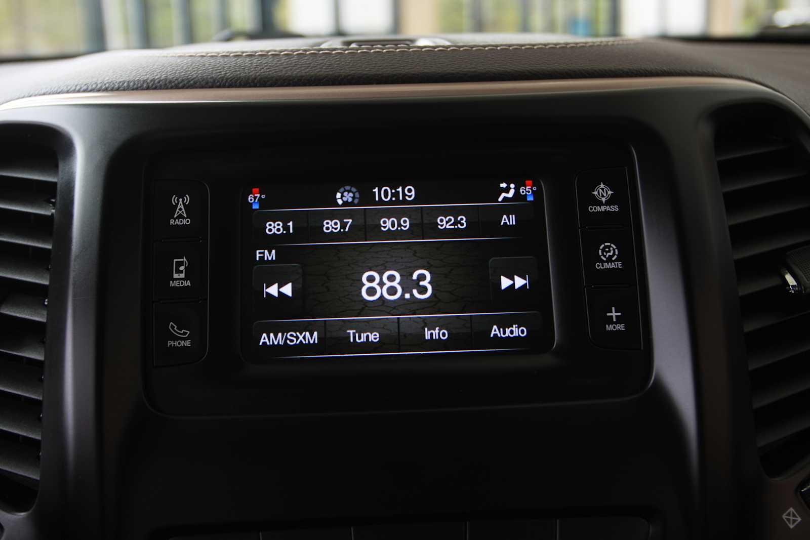 used 2014 Jeep Cherokee car, priced at $10,998