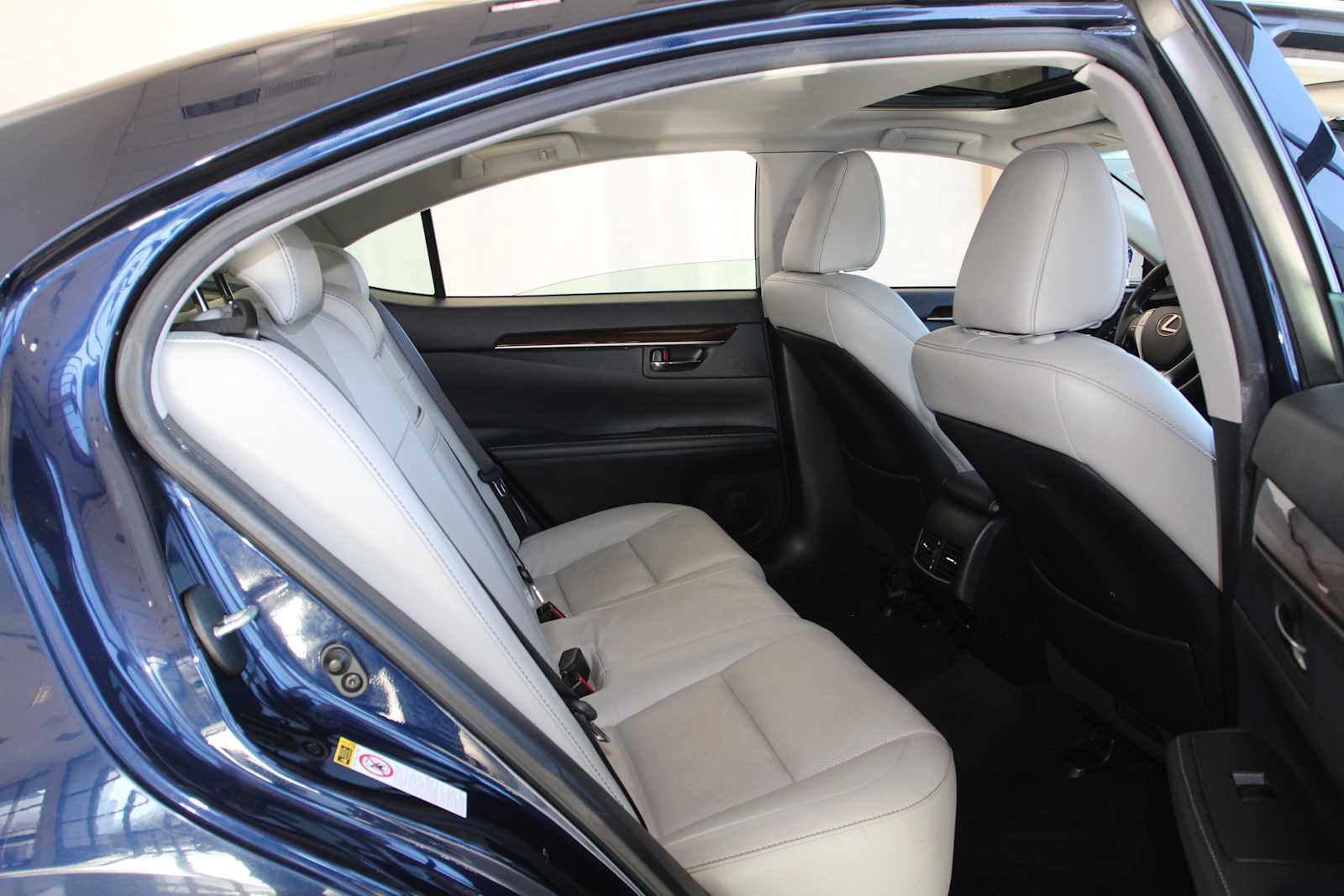 used 2013 Lexus ES 350 car, priced at $12,298