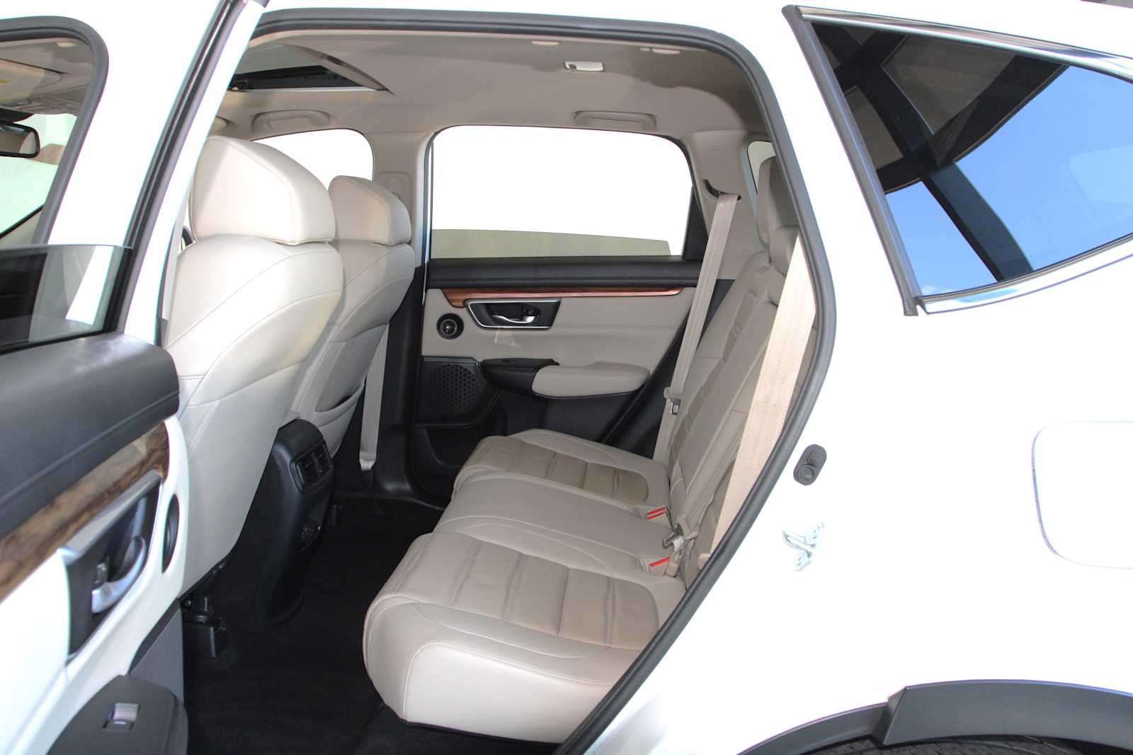 used 2021 Honda CR-V car, priced at $23,748