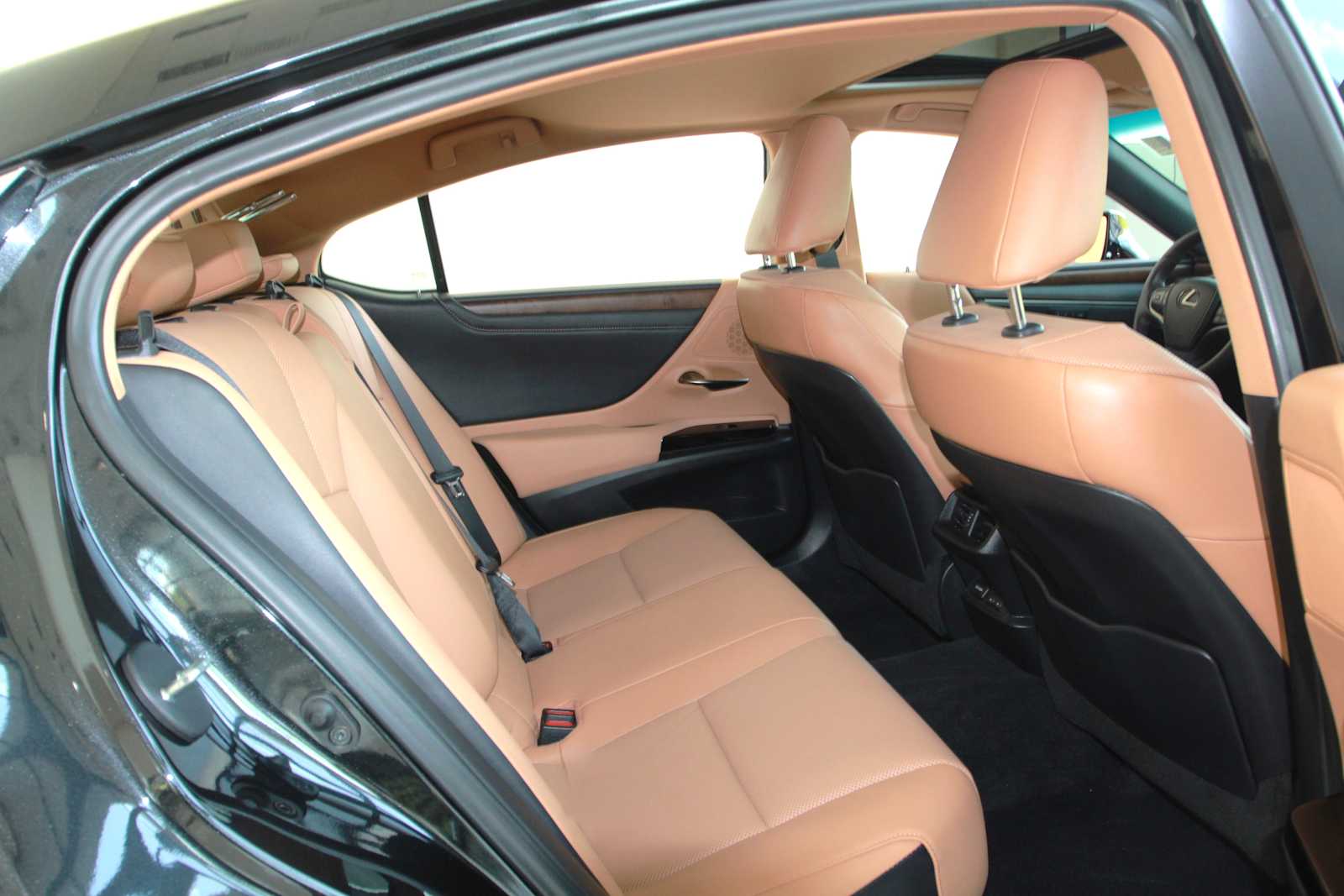 used 2022 Lexus ES 250 car, priced at $36,998
