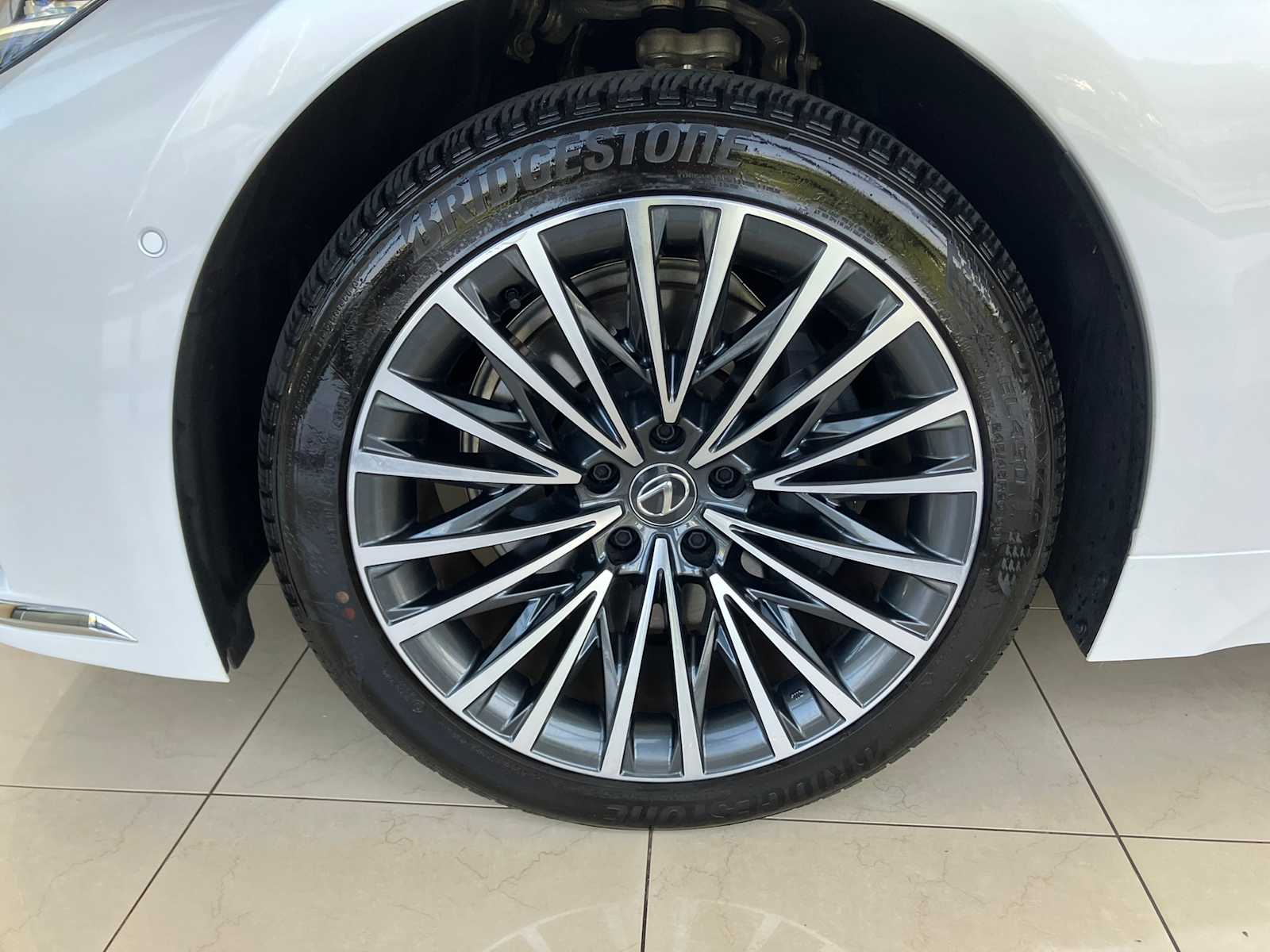 used 2025 Lexus LS 500 car, priced at $95,998