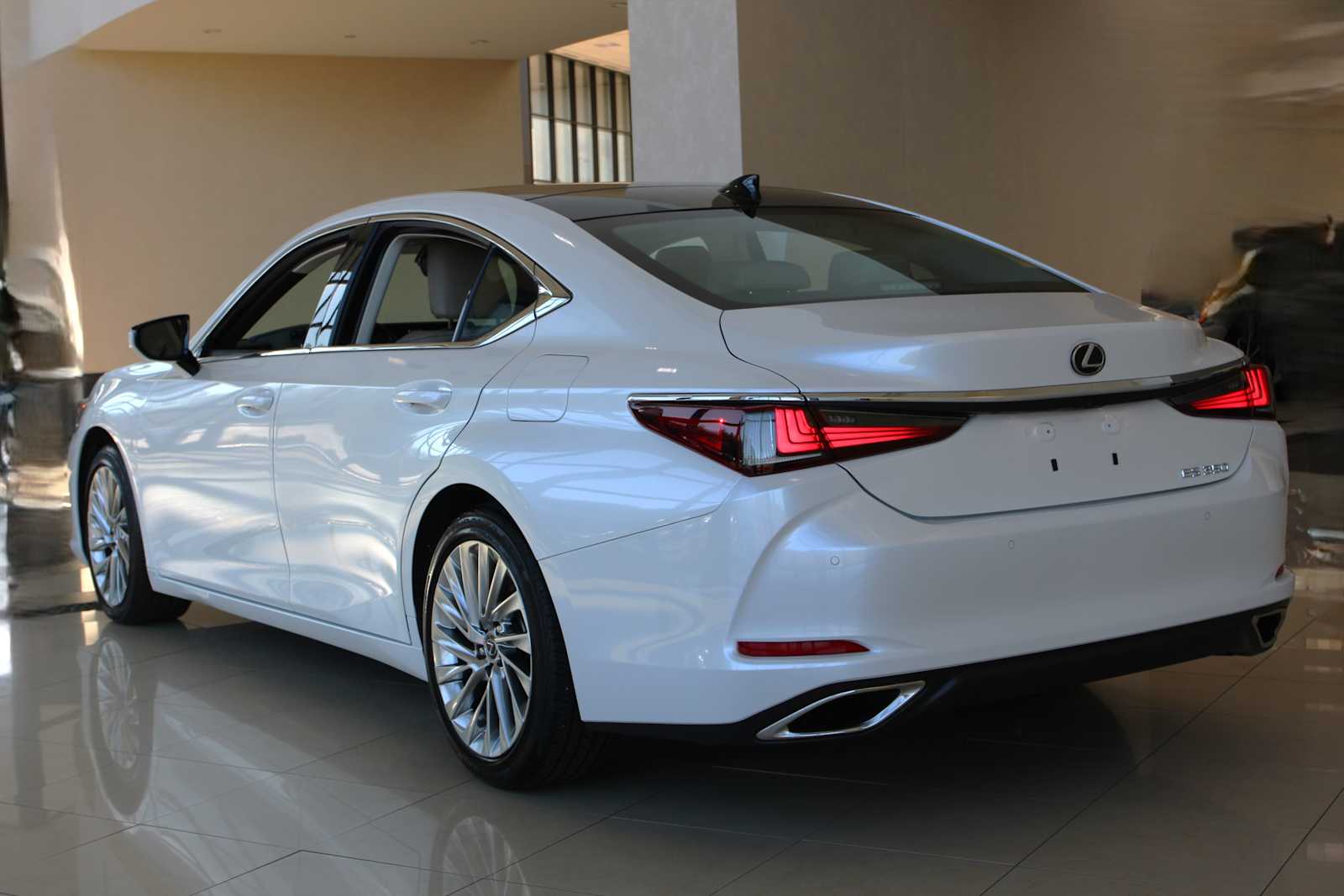 used 2020 Lexus ES 350 car, priced at $31,998