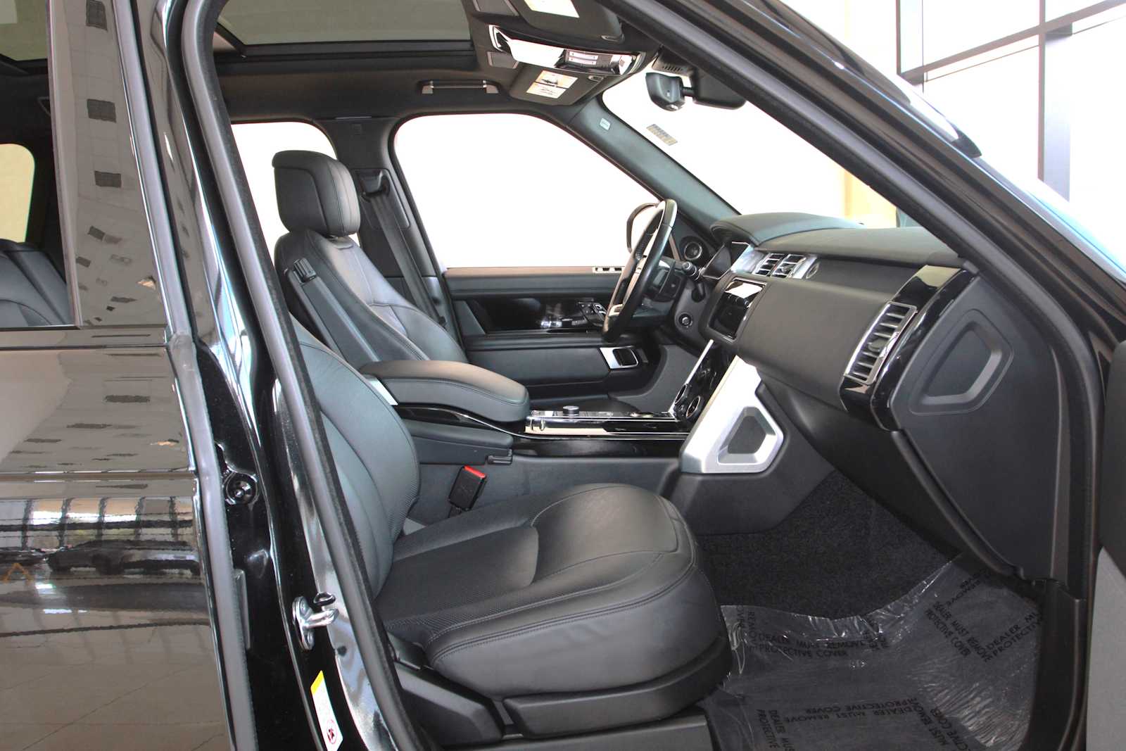 used 2021 Land Rover Range Rover car, priced at $41,598