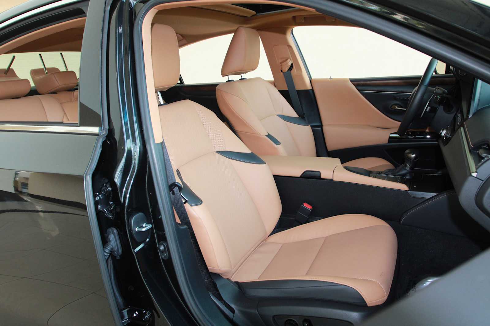 used 2022 Lexus ES 250 car, priced at $36,998