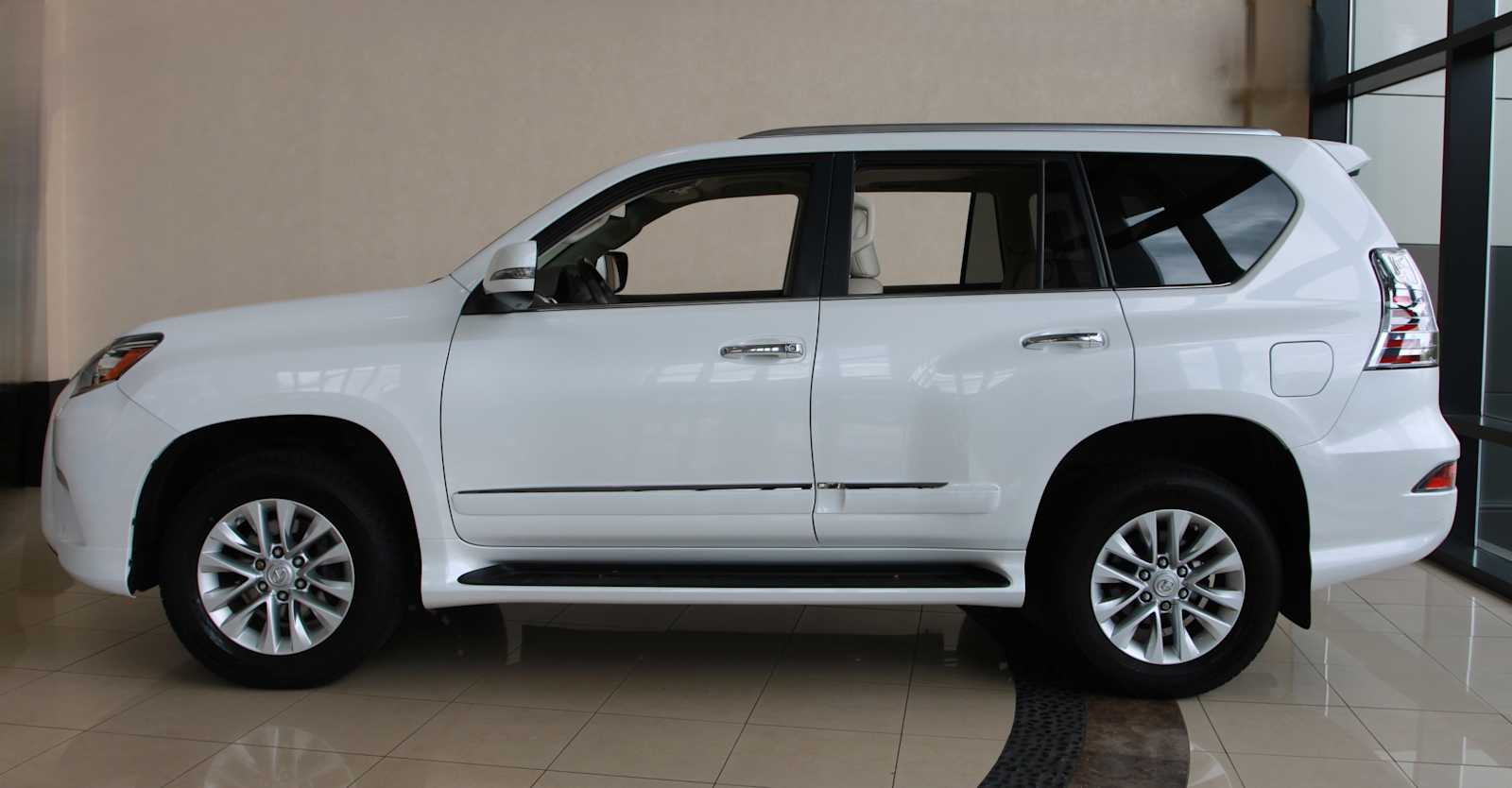 used 2018 Lexus GX 460 car, priced at $30,998