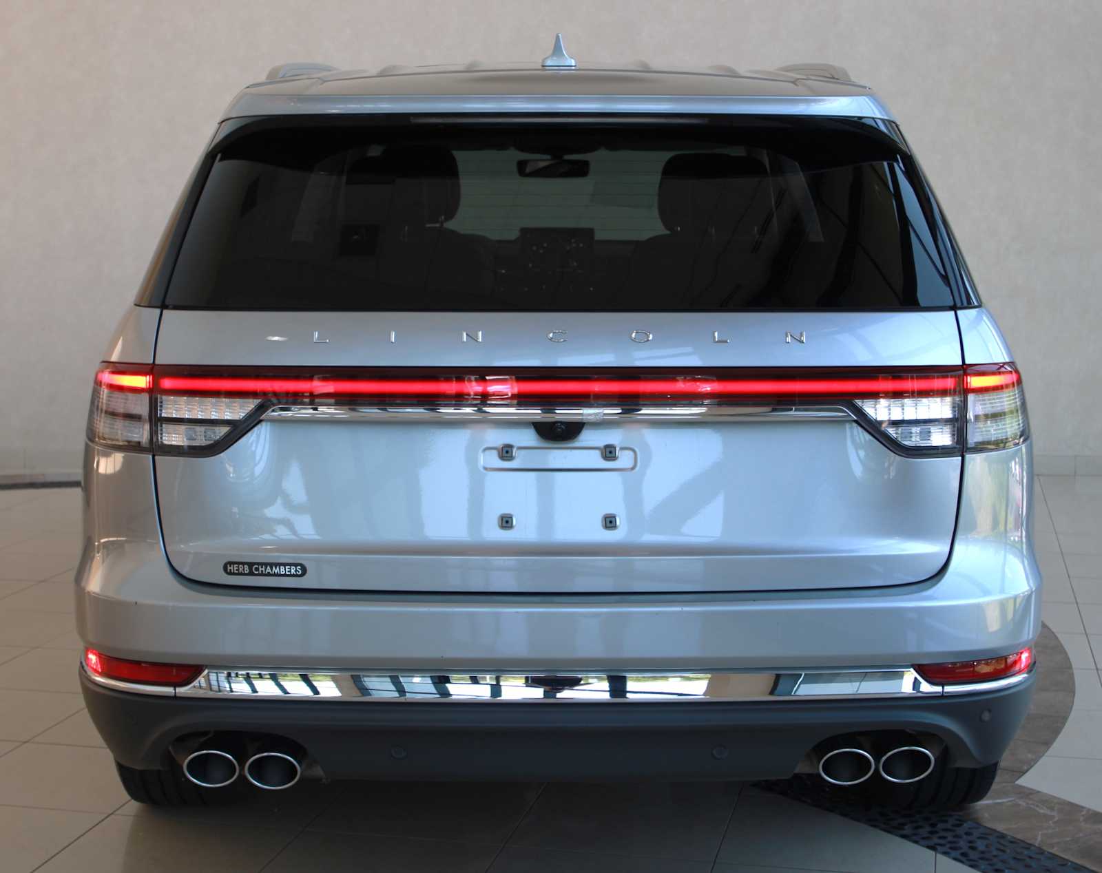 used 2020 Lincoln Aviator car, priced at $35,998