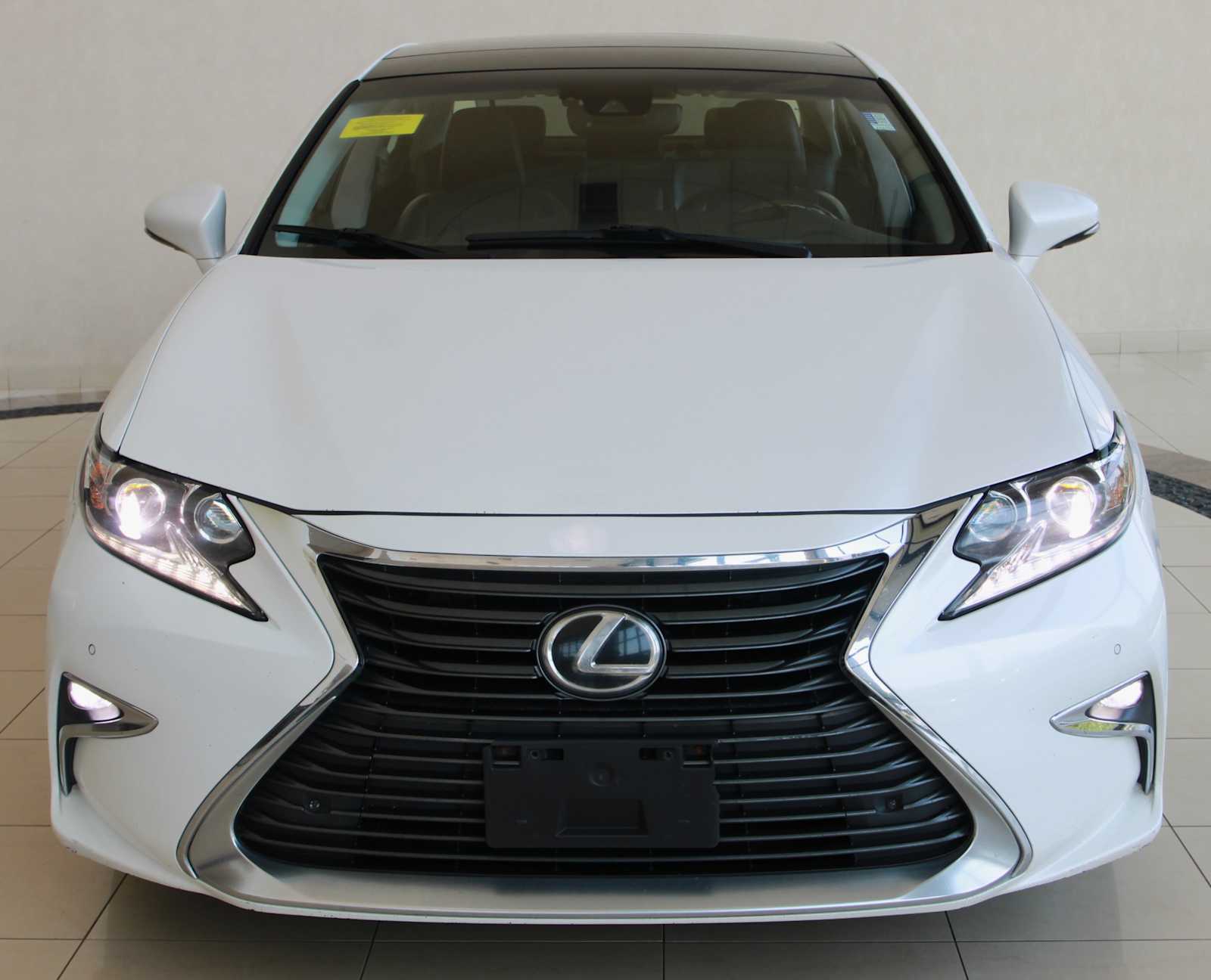used 2016 Lexus ES 350 car, priced at $15,598