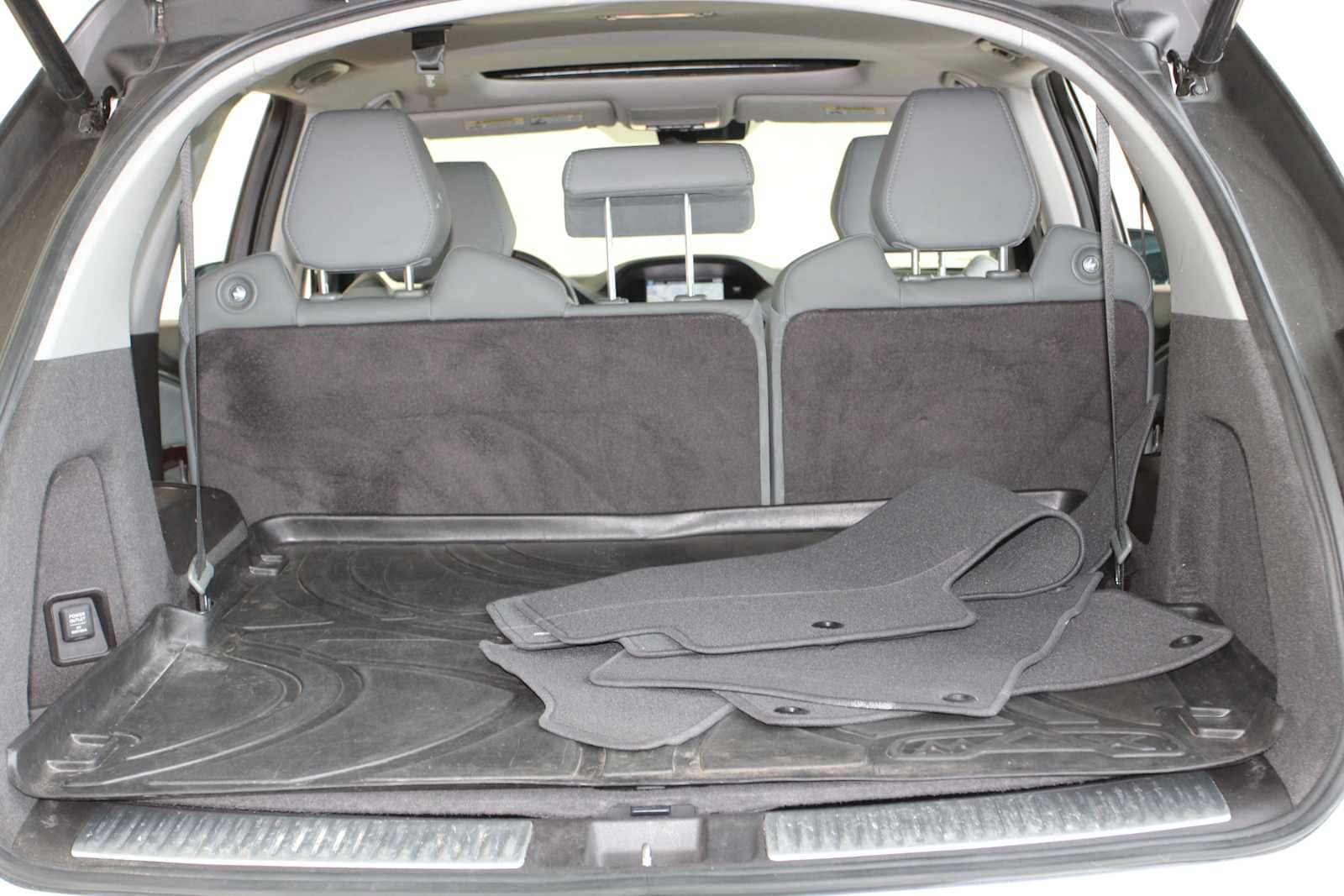used 2016 Acura MDX car, priced at $18,998