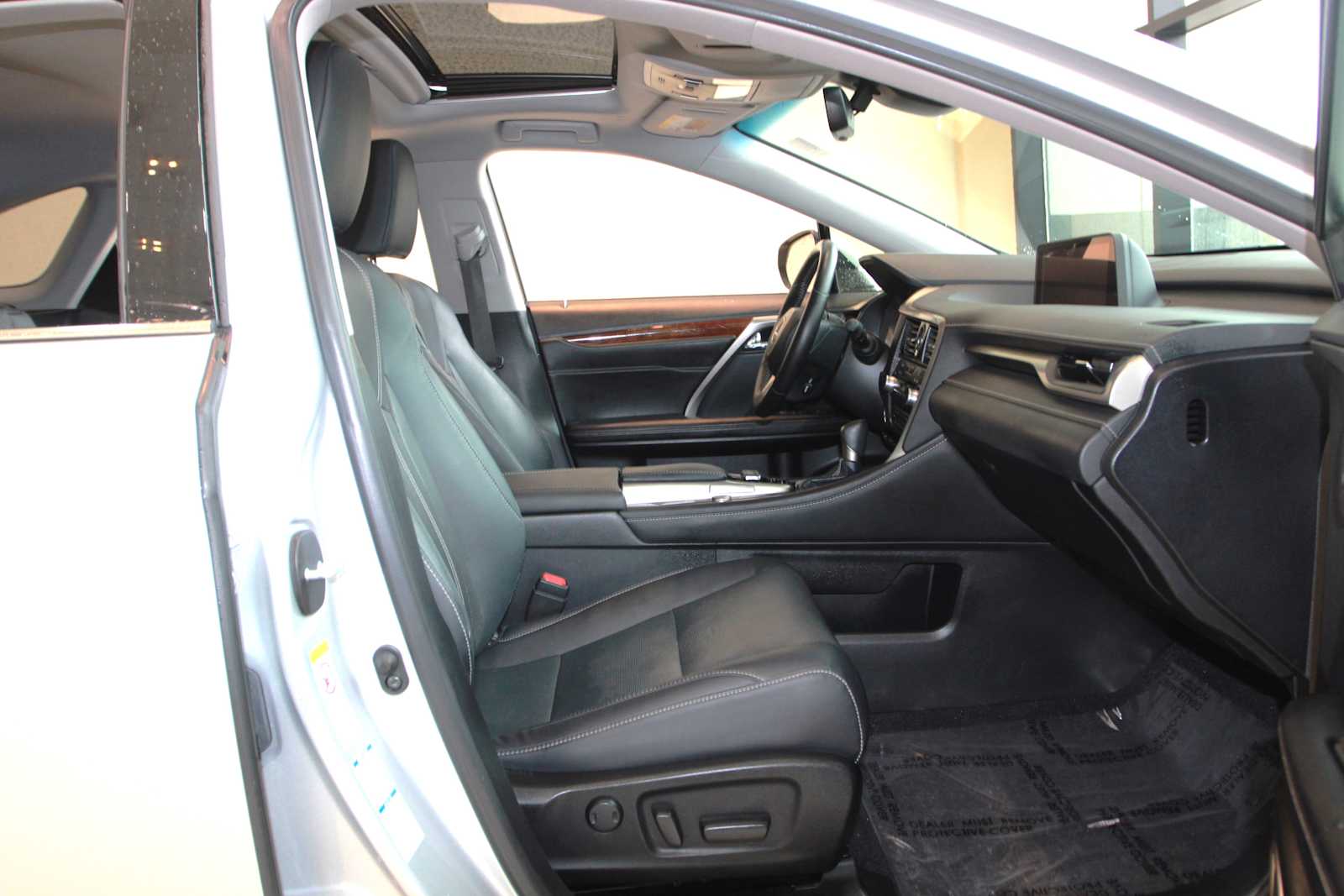 used 2018 Lexus RX 350L car, priced at $33,998