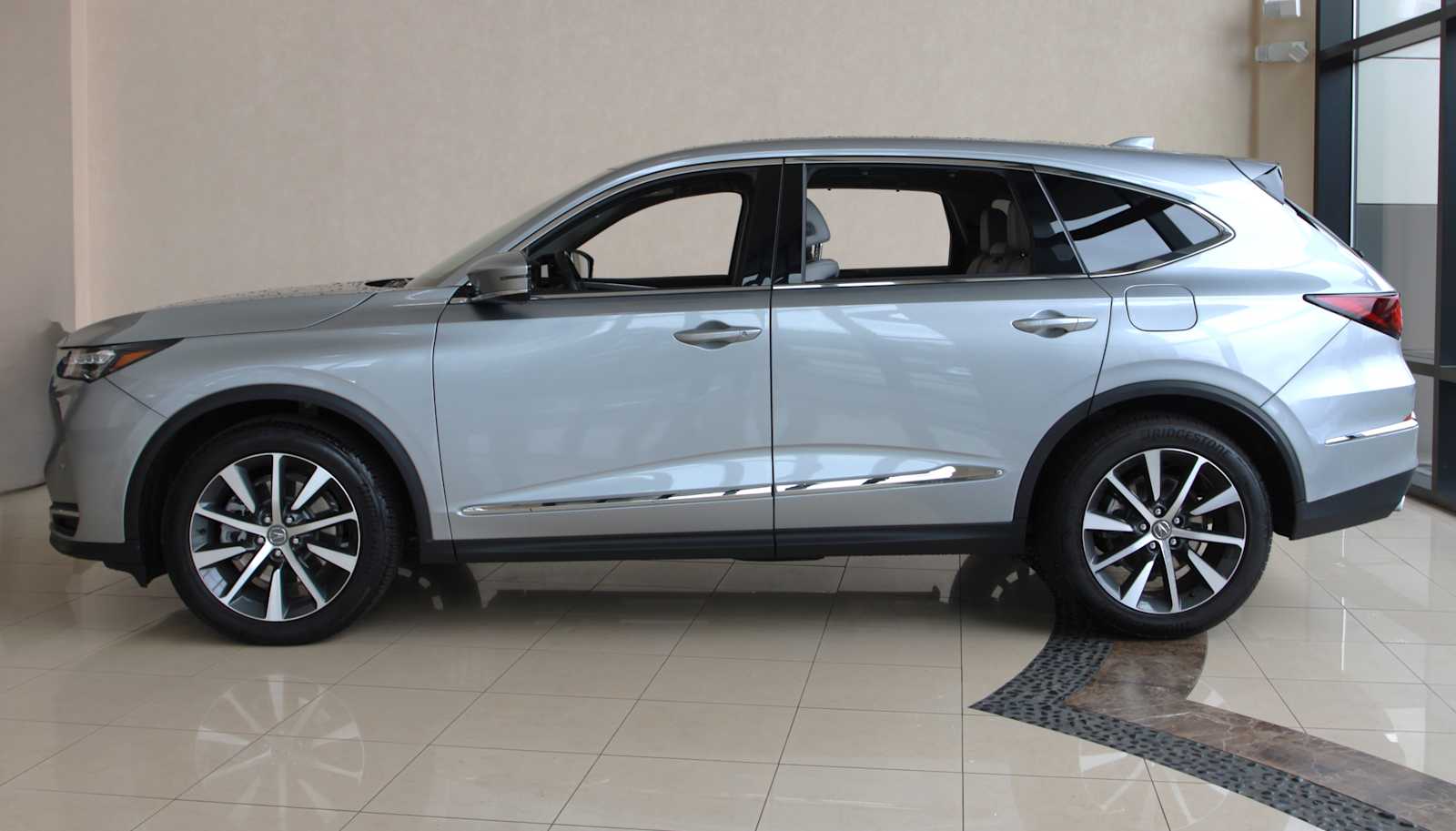 used 2025 Acura MDX car, priced at $52,998