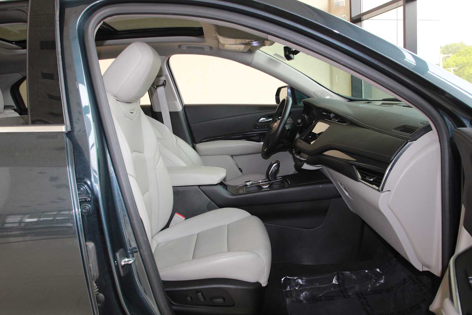used 2019 Cadillac XT4 car, priced at $24,498