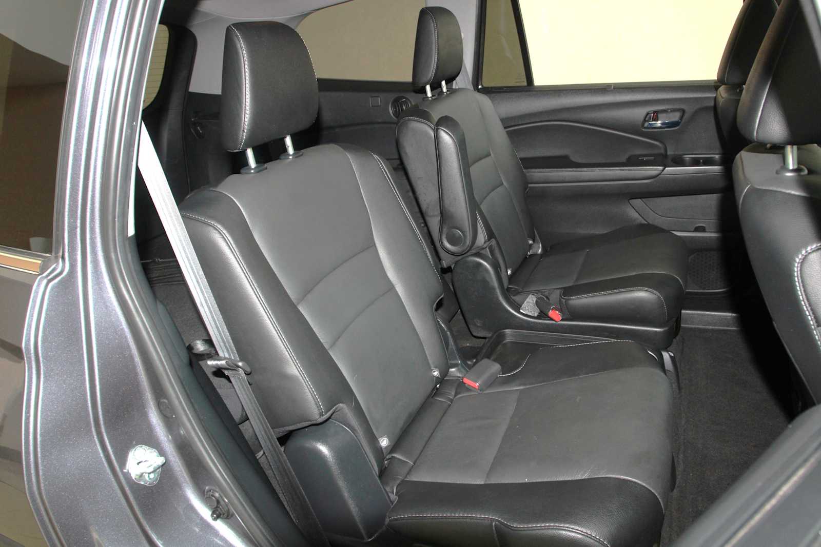 used 2021 Honda Pilot car, priced at $27,498