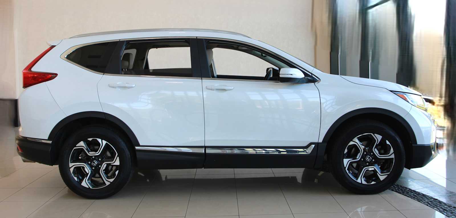 used 2019 Honda CR-V car, priced at $26,998