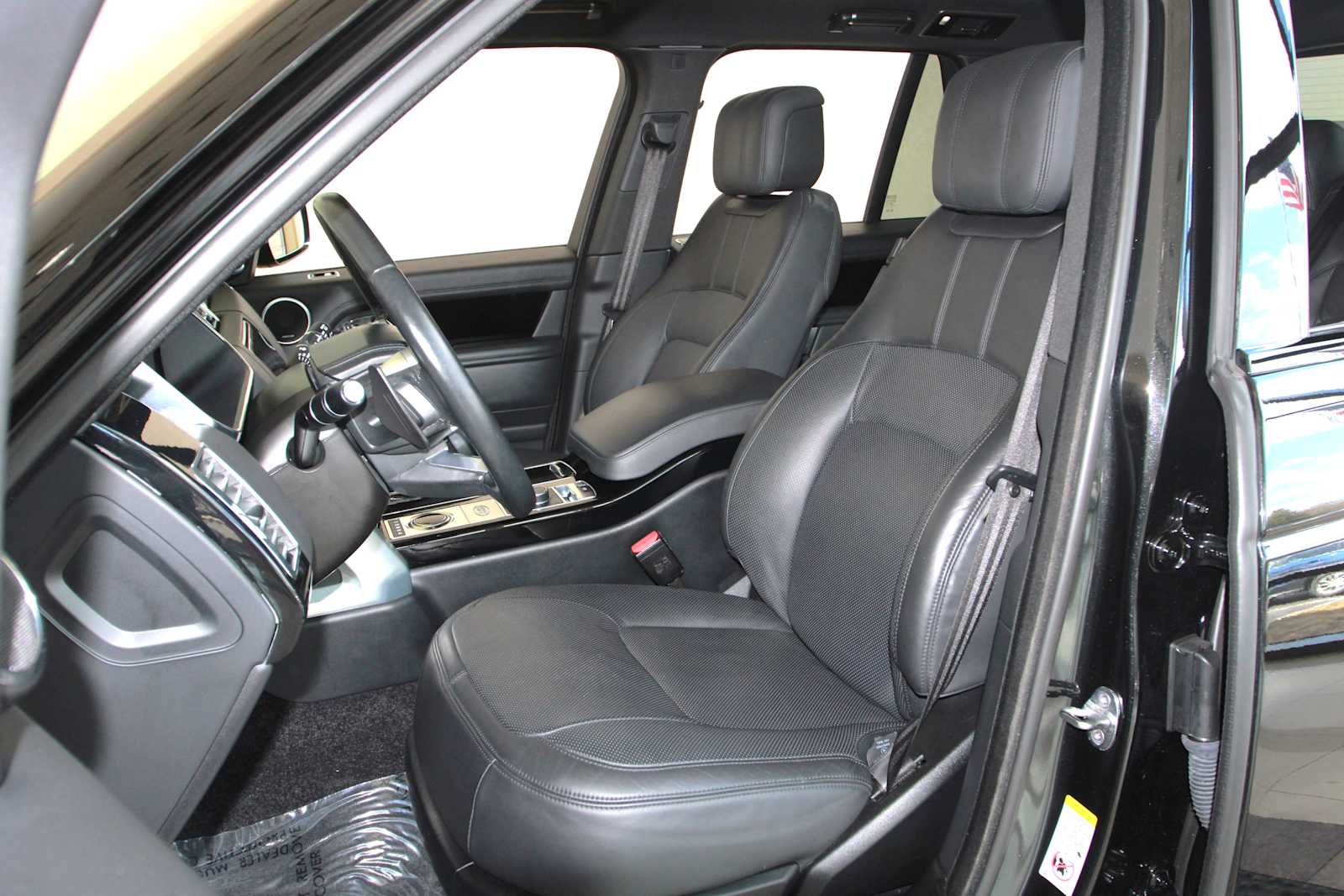 used 2021 Land Rover Range Rover car, priced at $41,598
