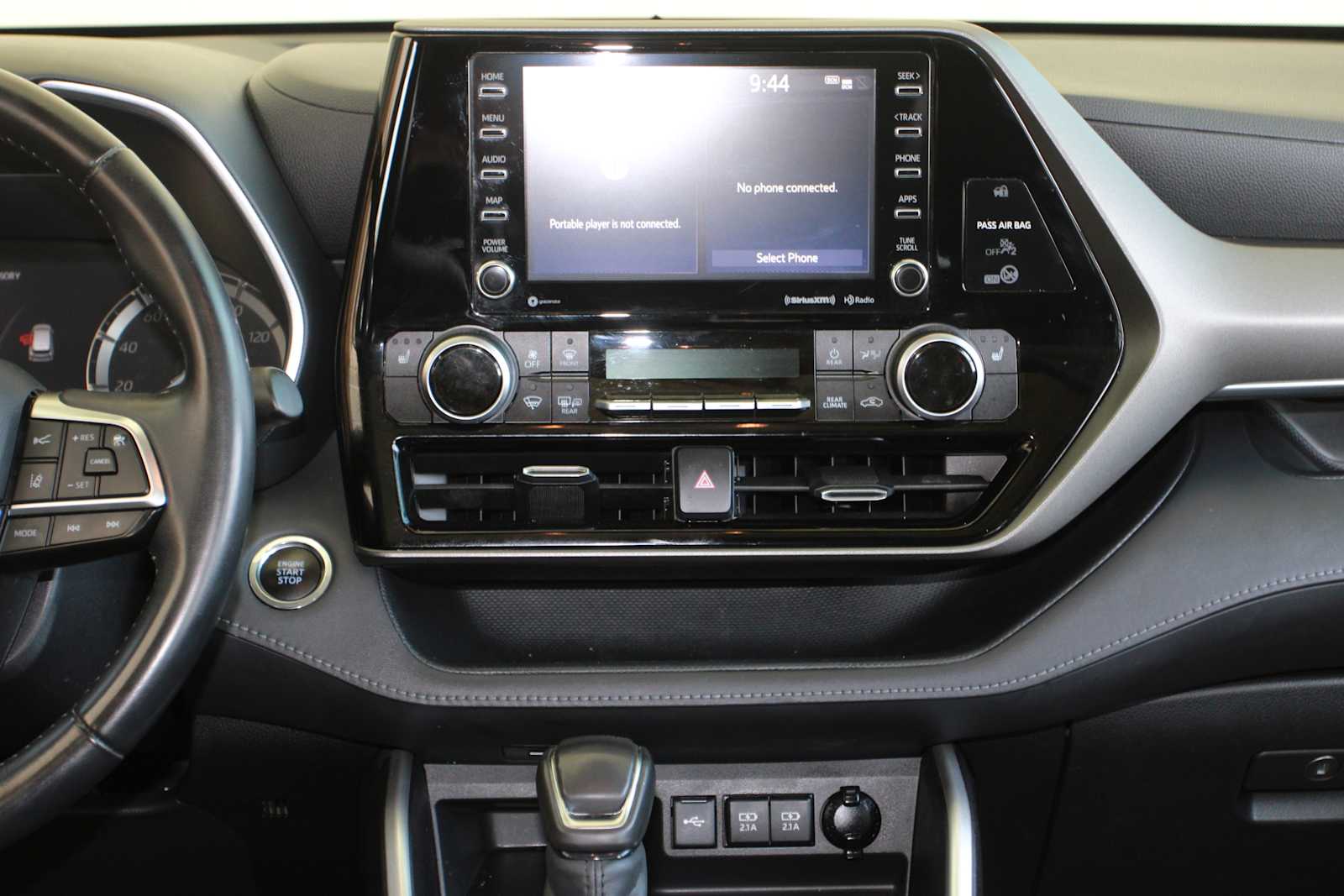used 2020 Toyota Highlander car, priced at $29,598