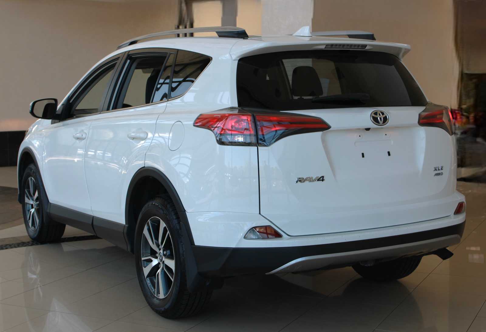 used 2018 Toyota RAV4 car, priced at $22,998