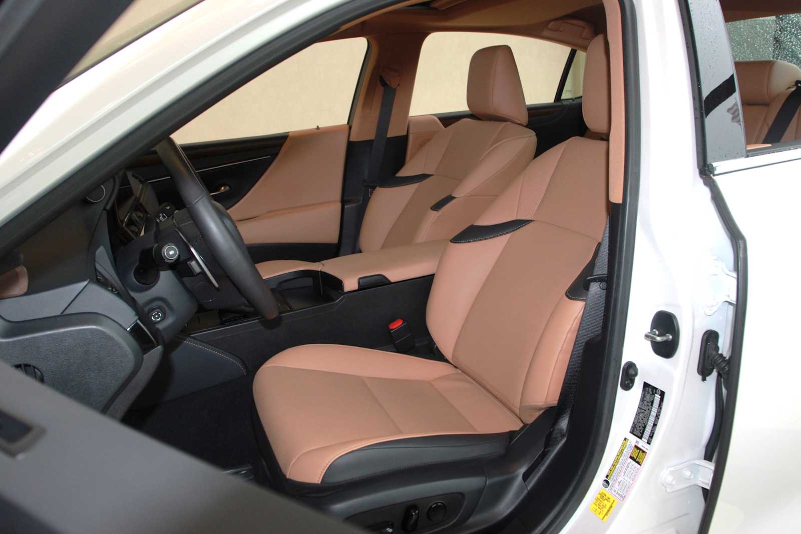 used 2024 Lexus ES 350 car, priced at $43,798
