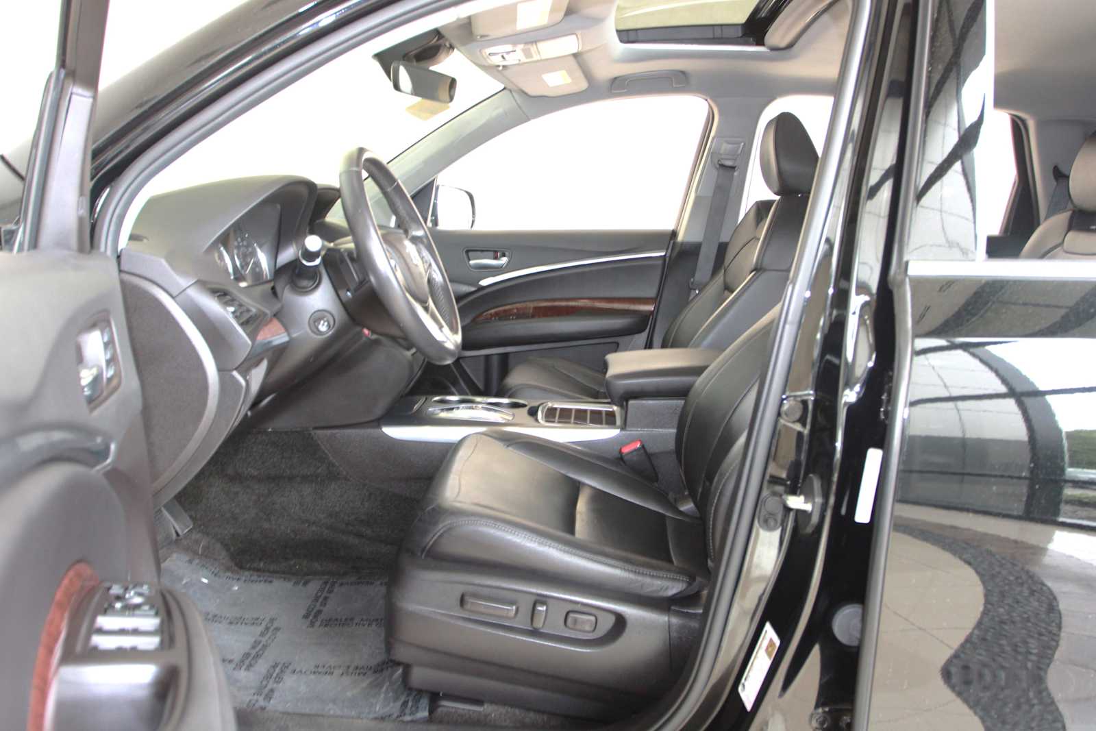 used 2018 Acura MDX car, priced at $24,998