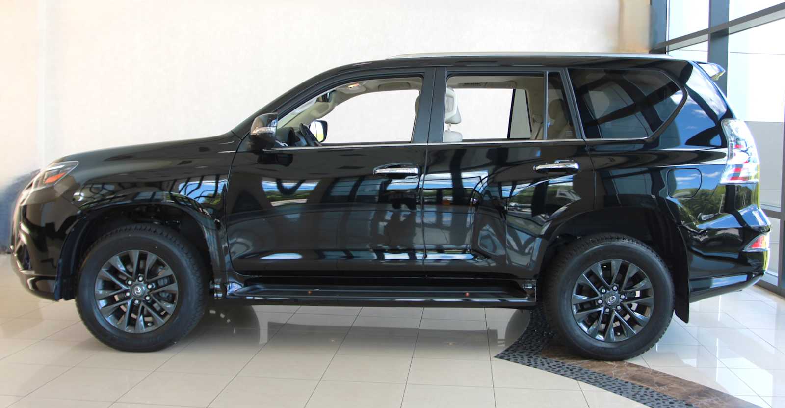 used 2023 Lexus GX 460 car, priced at $59,598