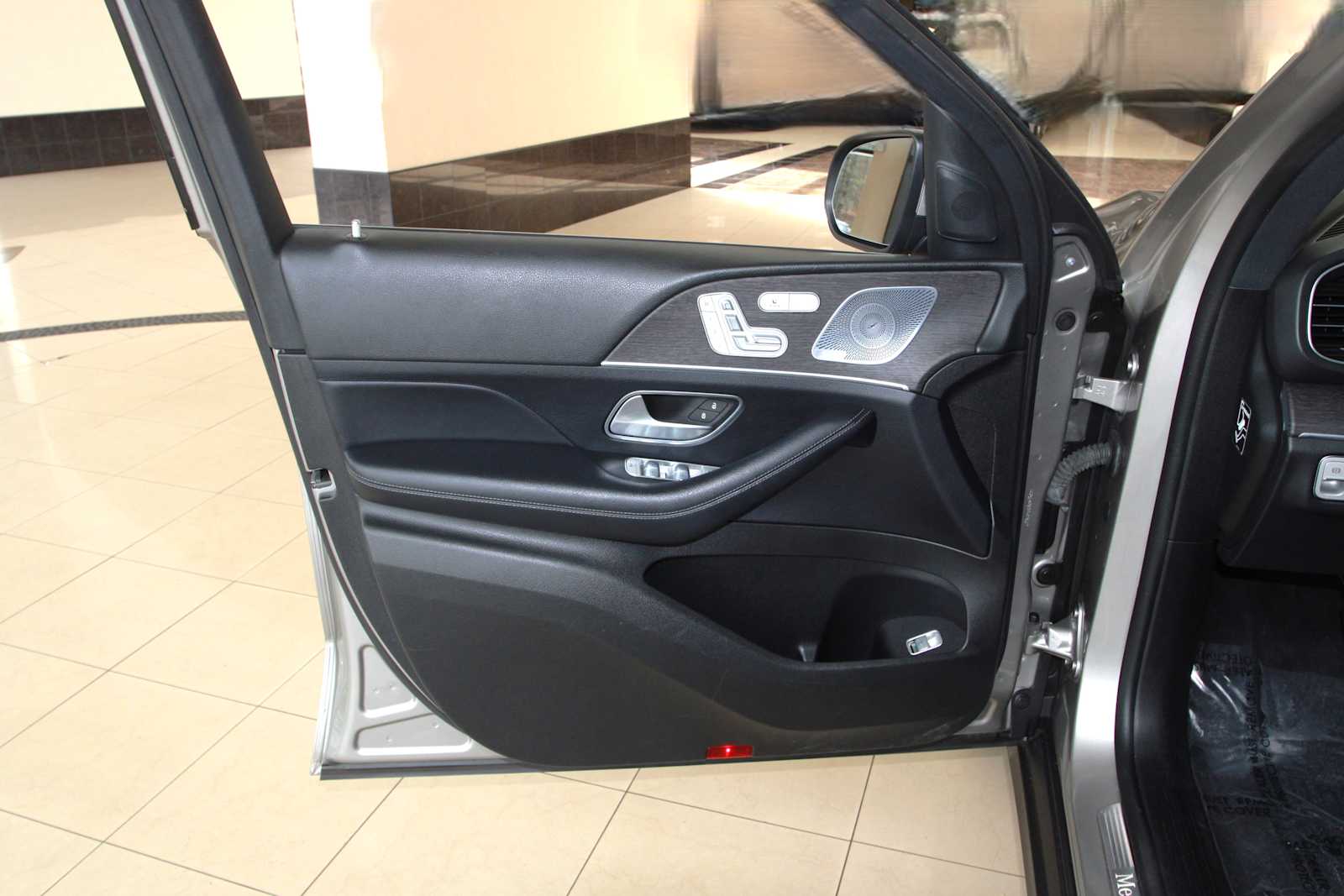 used 2020 Mercedes-Benz GLE 350 car, priced at $29,798