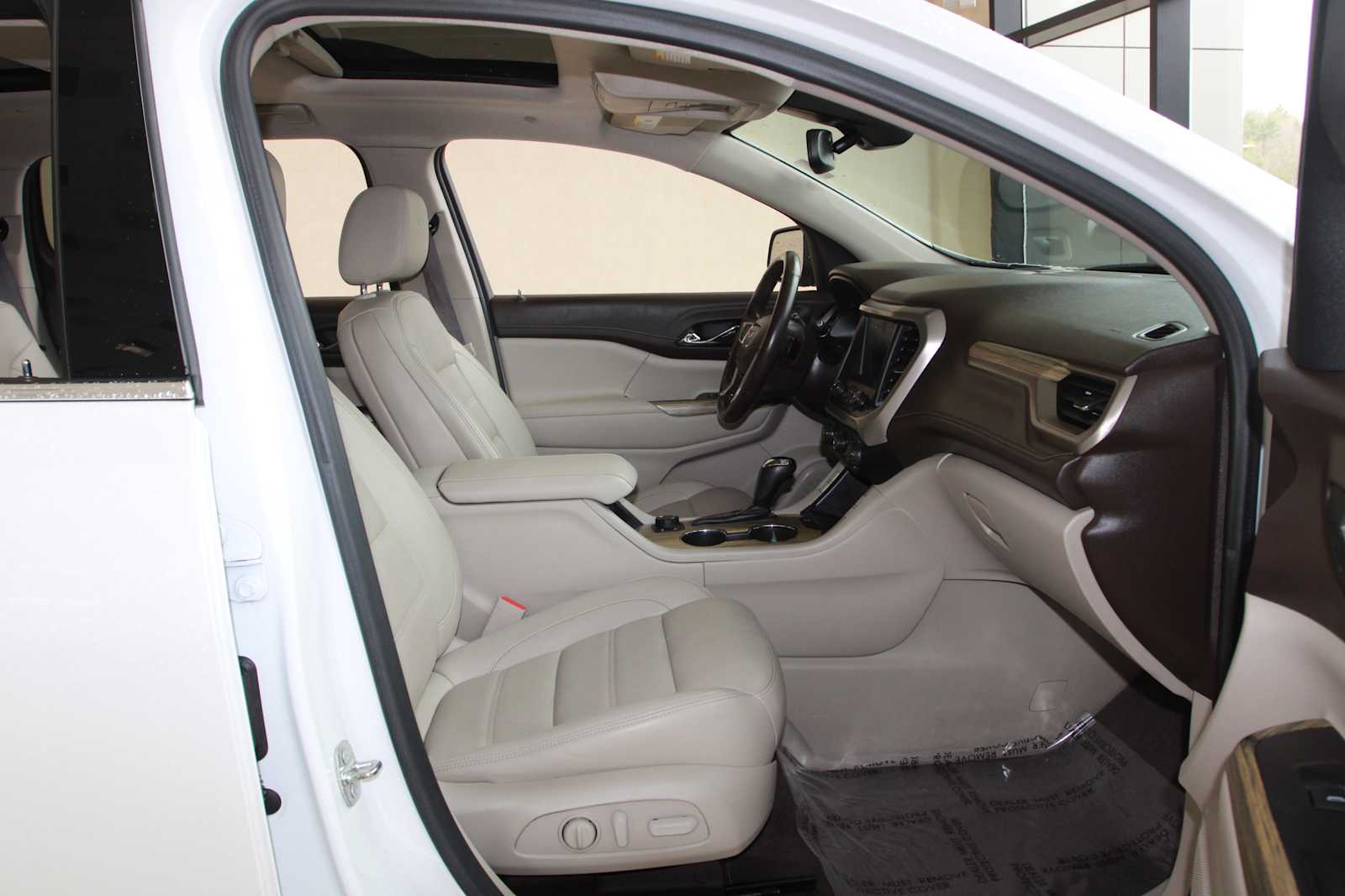 used 2019 GMC Acadia car, priced at $19,698