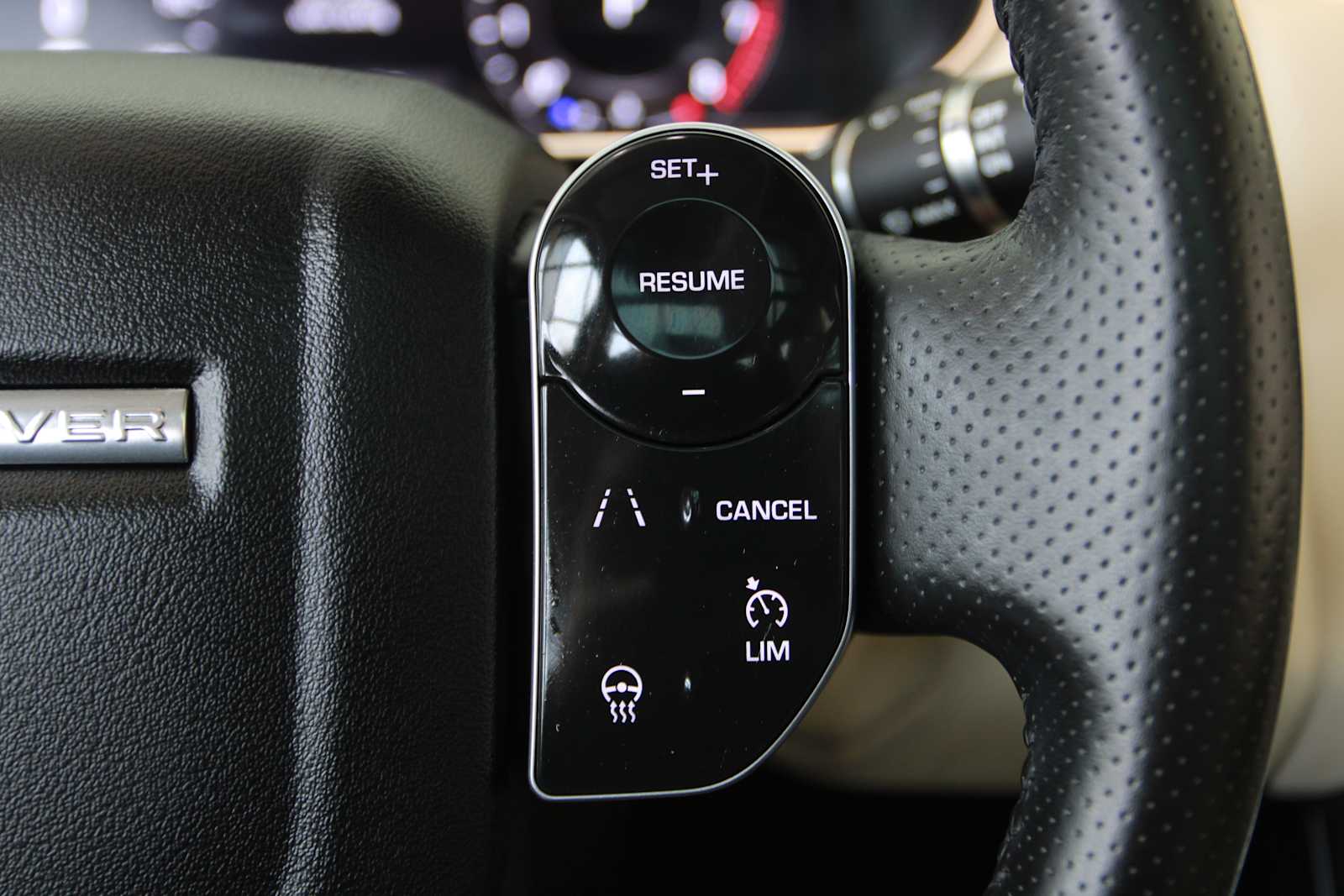 used 2020 Land Rover Range Rover Sport car, priced at $33,998