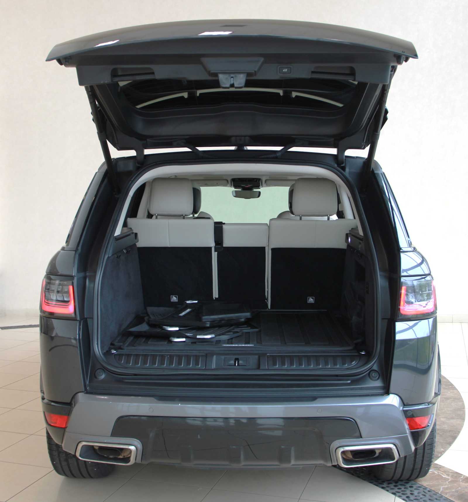 used 2020 Land Rover Range Rover Sport car, priced at $33,998