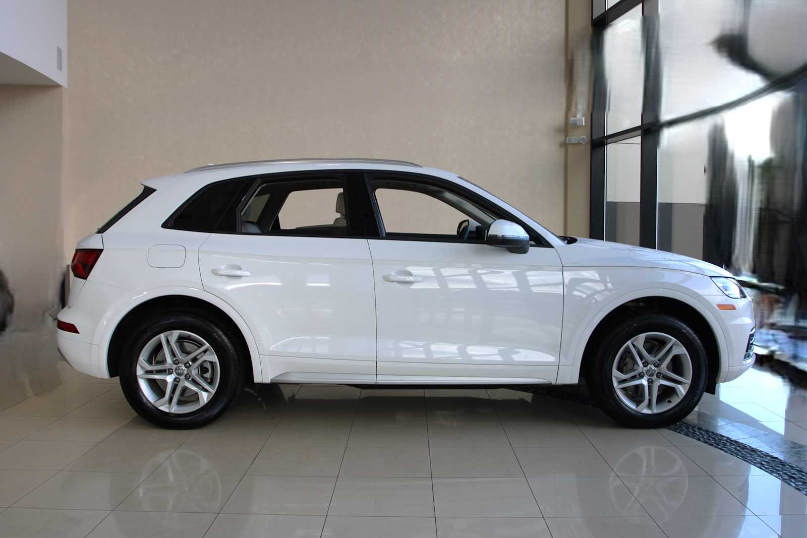 used 2018 Audi Q5 car, priced at $23,498