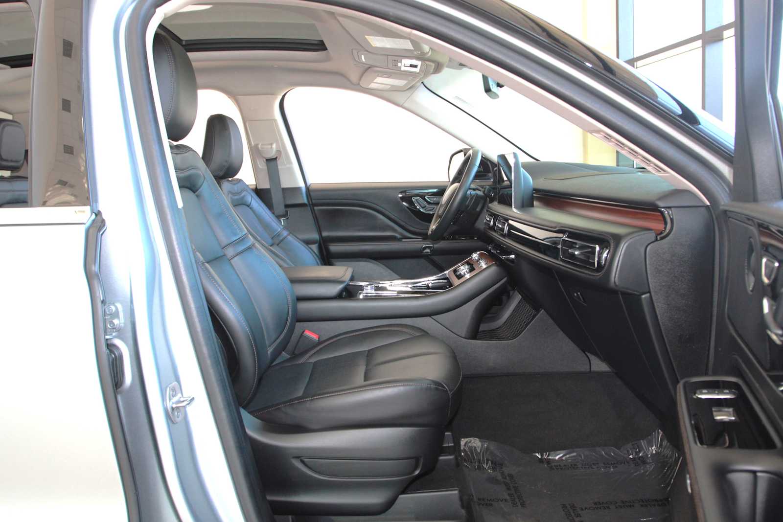 used 2023 Lincoln Aviator car, priced at $47,998