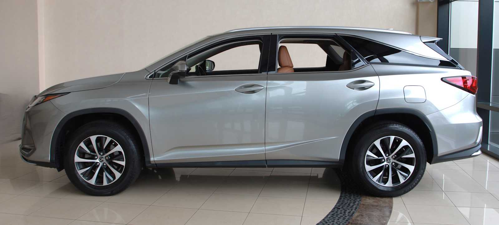 used 2021 Lexus RX 350L car, priced at $42,998