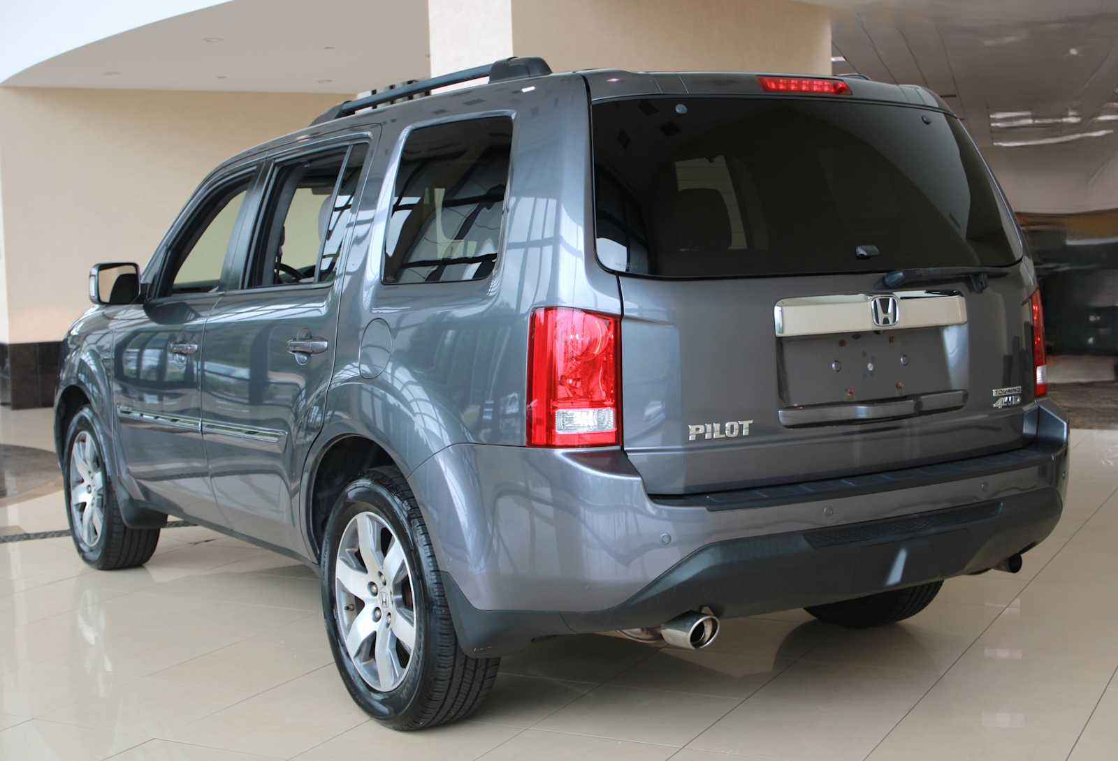 used 2015 Honda Pilot car, priced at $19,998