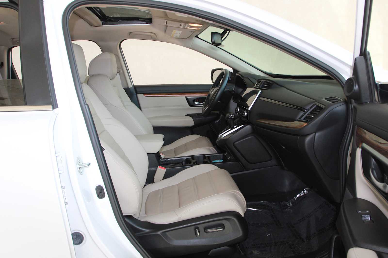 used 2021 Honda CR-V car, priced at $27,498
