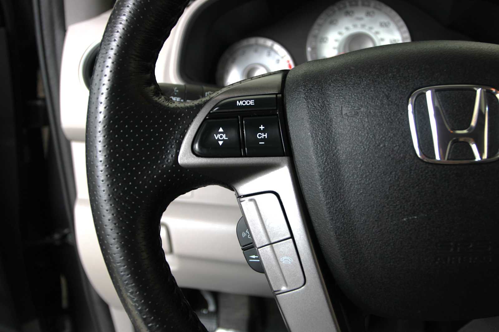 used 2015 Honda Pilot car, priced at $19,998