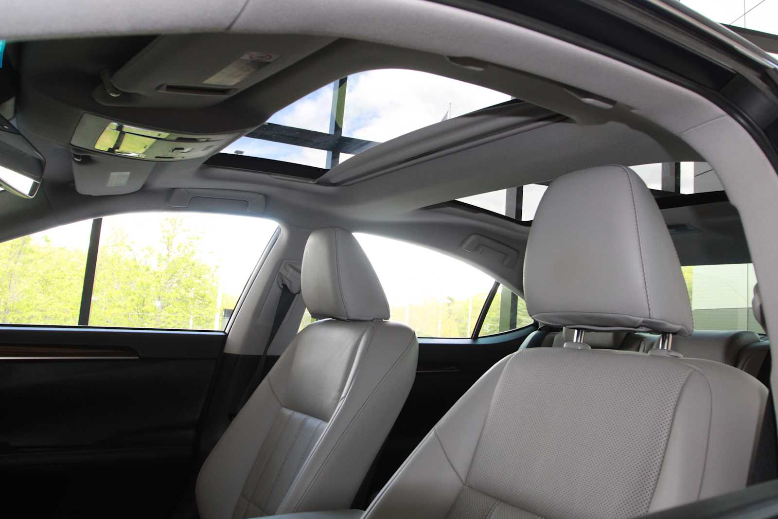 used 2018 Lexus ES 350 car, priced at $27,998