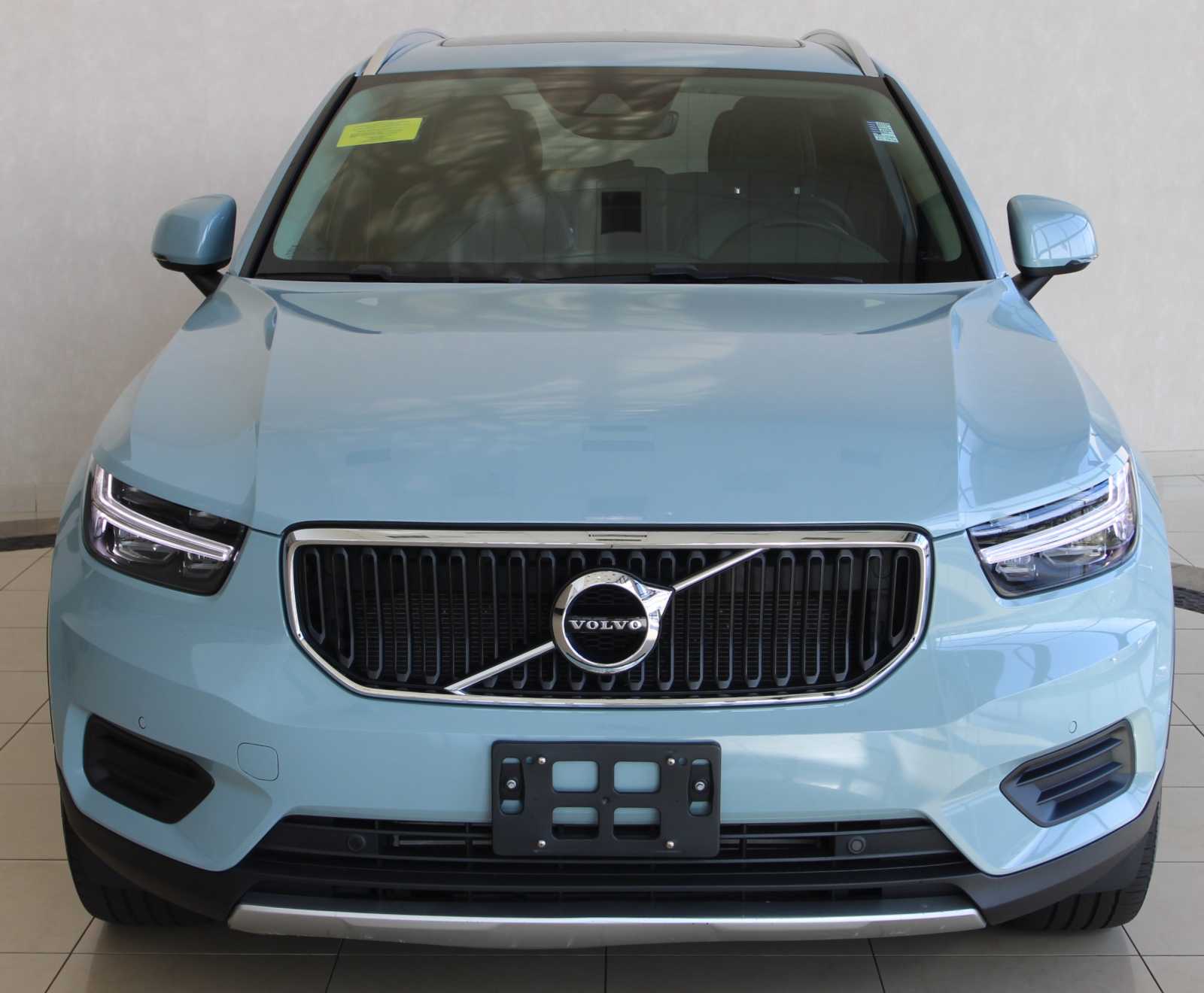 used 2019 Volvo XC40 car, priced at $23,488