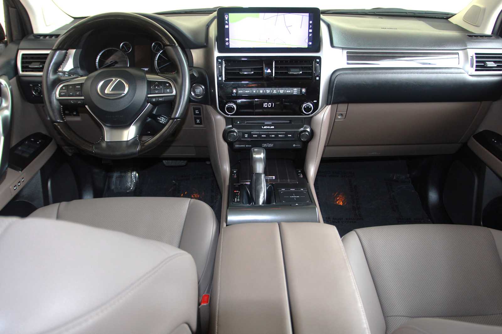 used 2022 Lexus GX 460 car, priced at $52,998