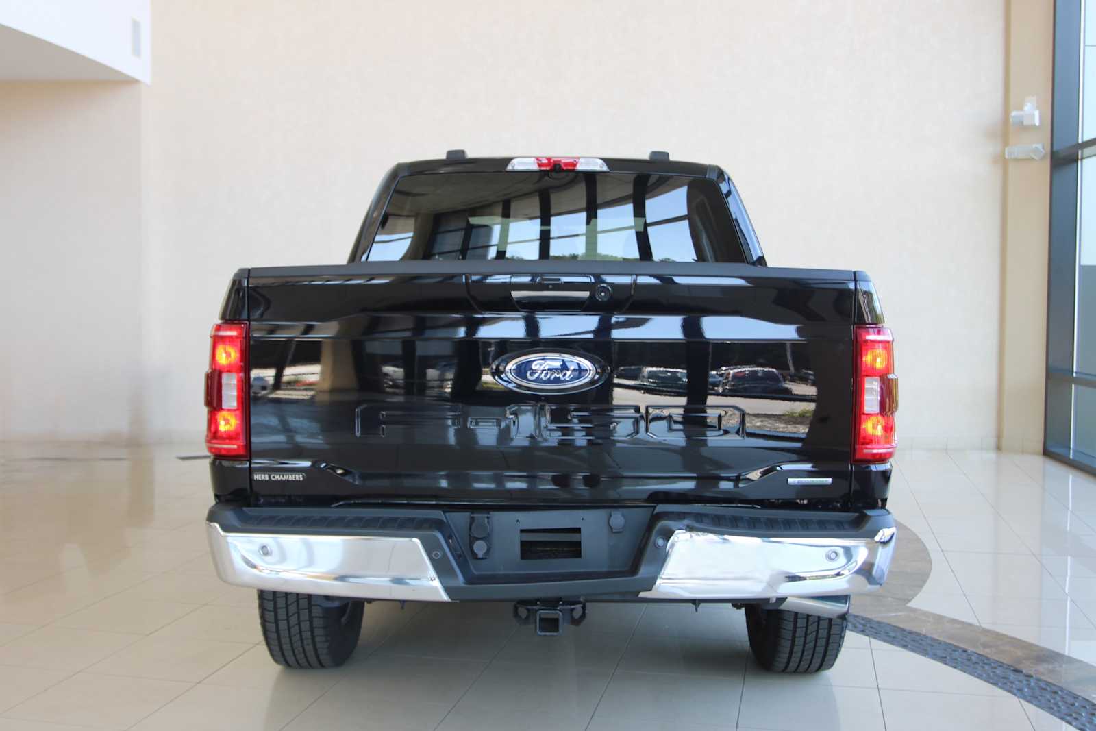 used 2021 Ford F-150 car, priced at $34,998