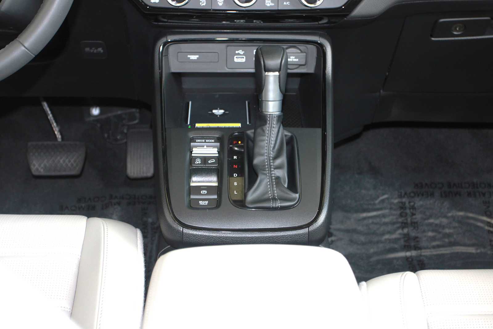 used 2024 Honda CR-V car, priced at $33,998