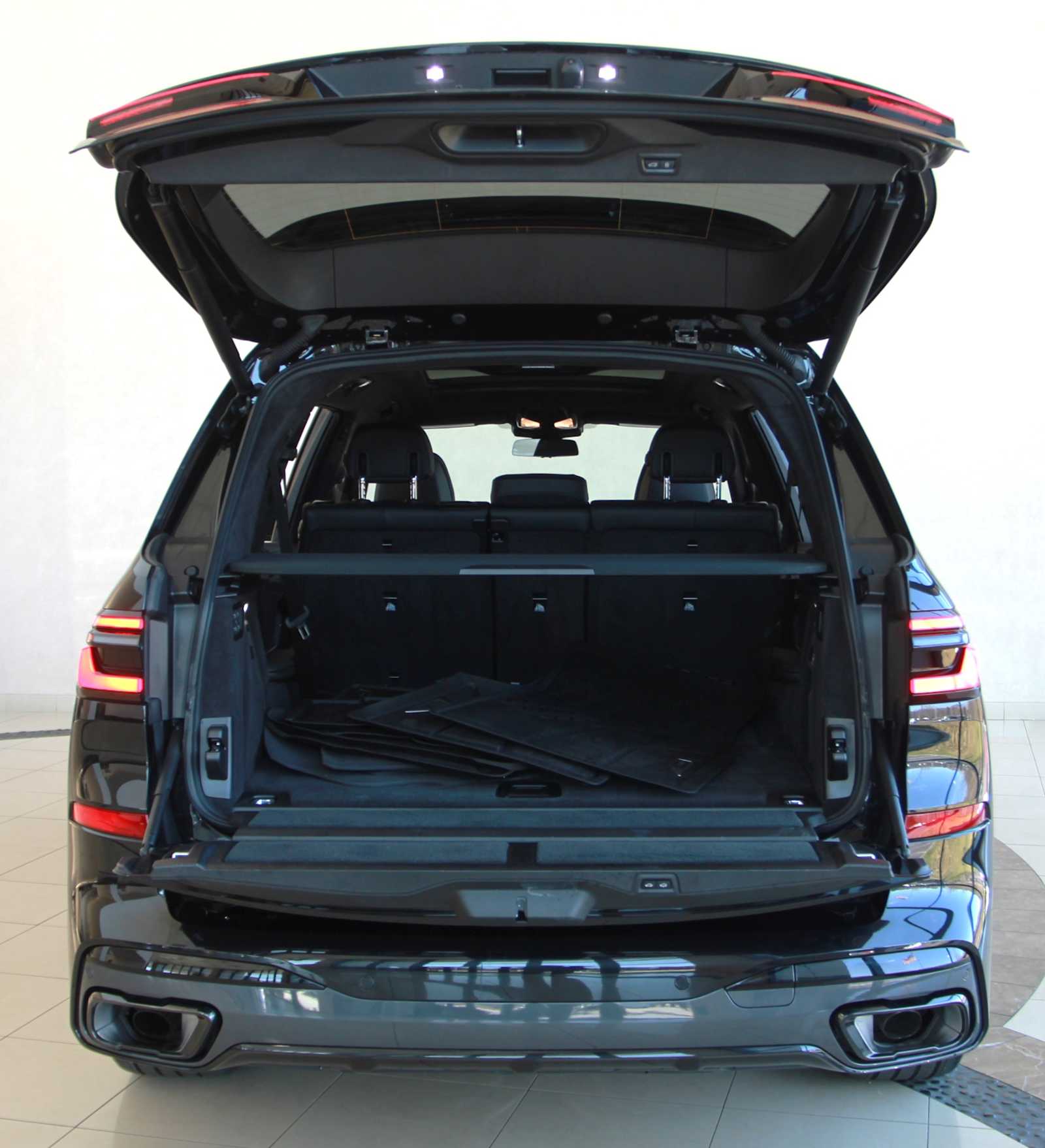 used 2024 BMW X7 car, priced at $69,998