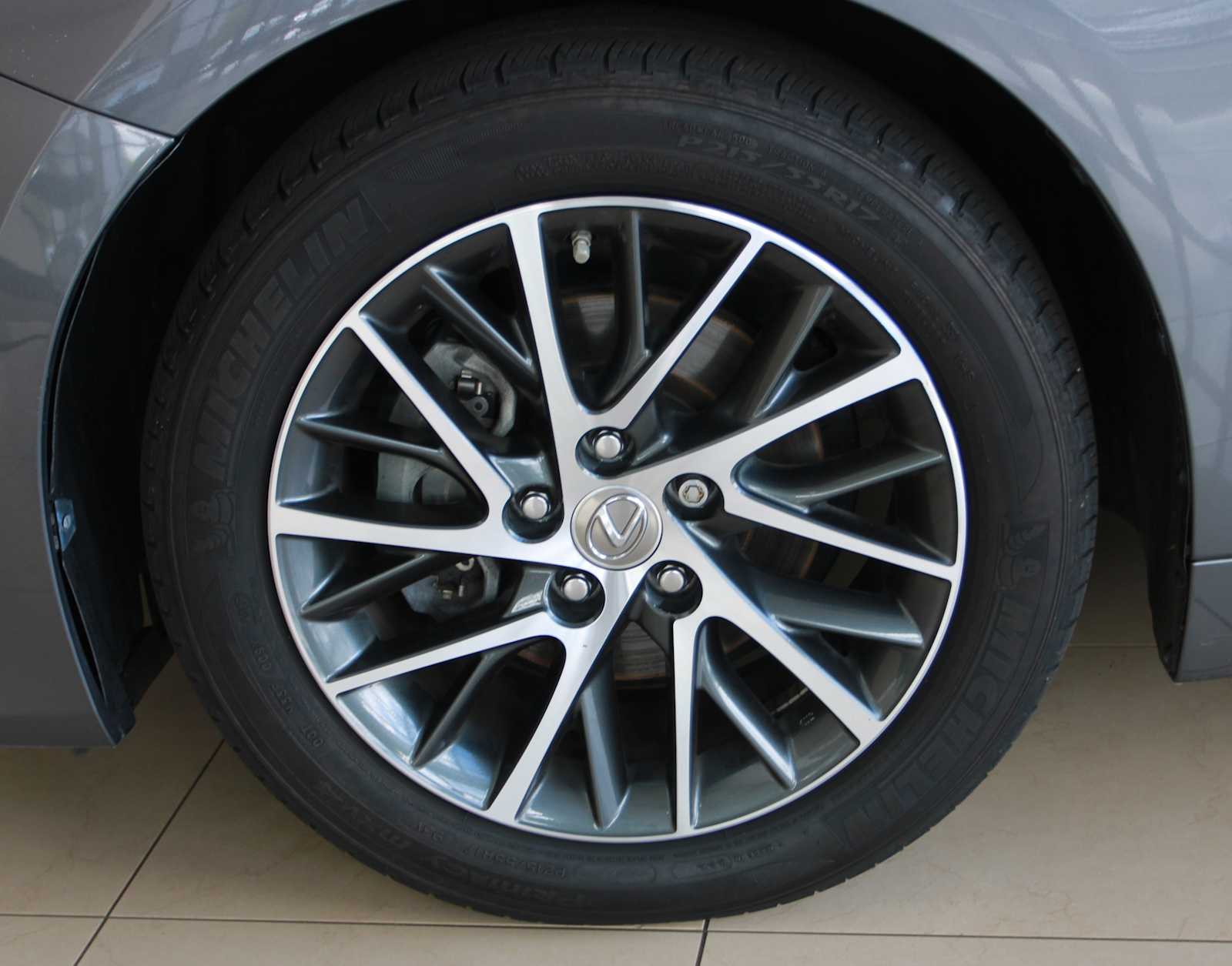 used 2018 Lexus ES 350 car, priced at $27,998