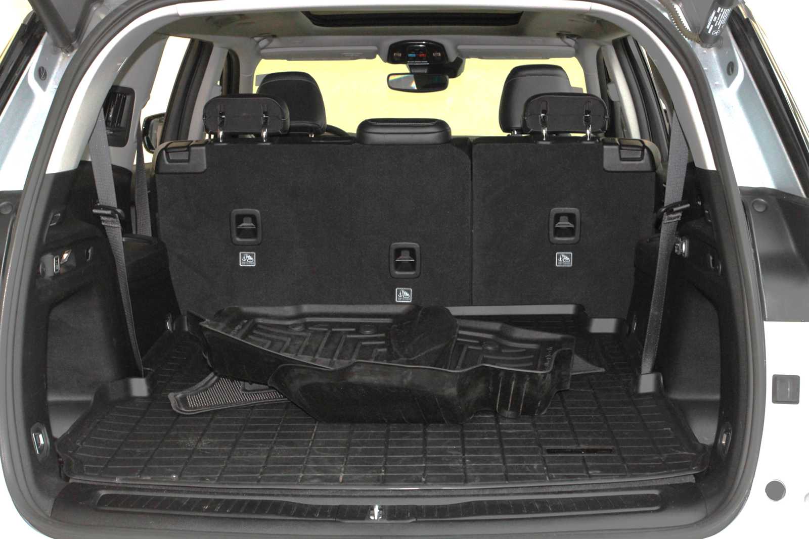 used 2023 Jeep Grand Cherokee L car, priced at $34,998