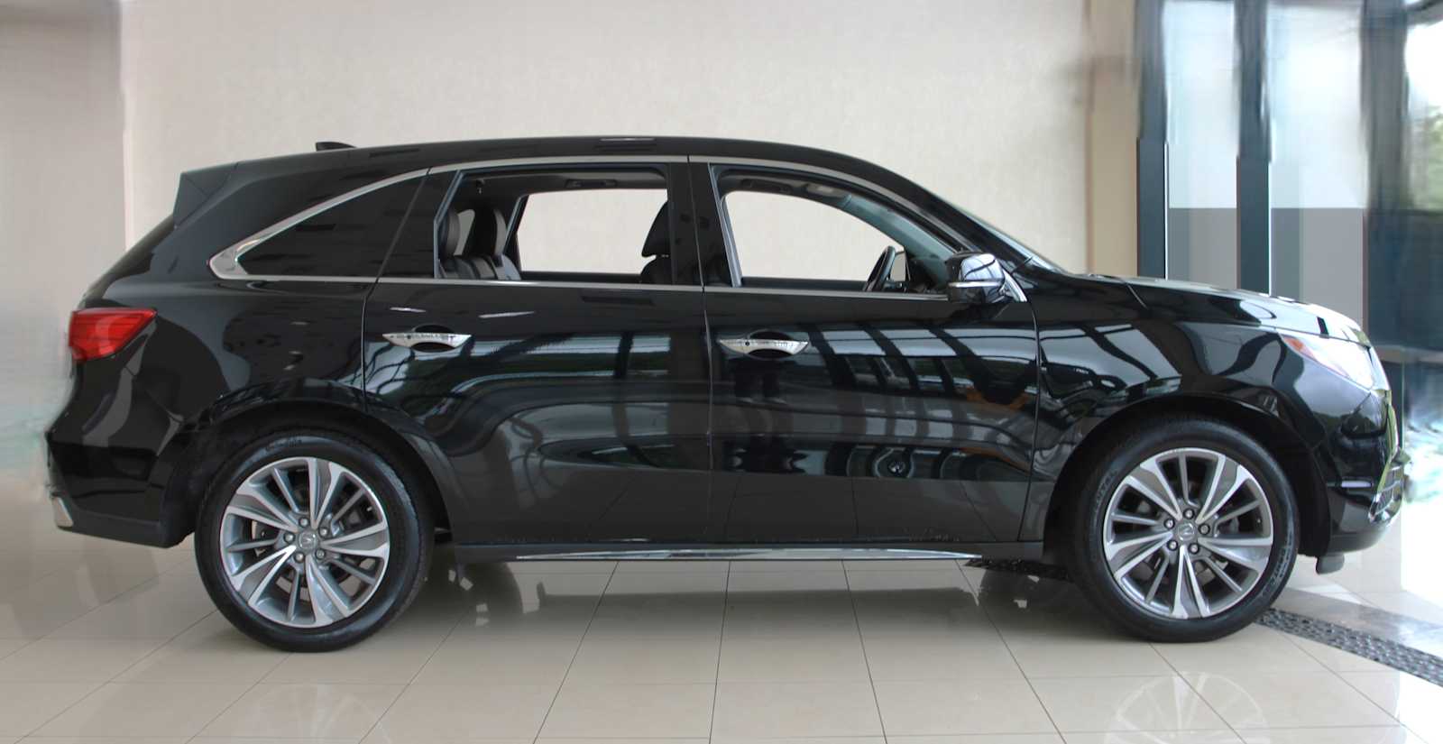 used 2018 Acura MDX car, priced at $24,998