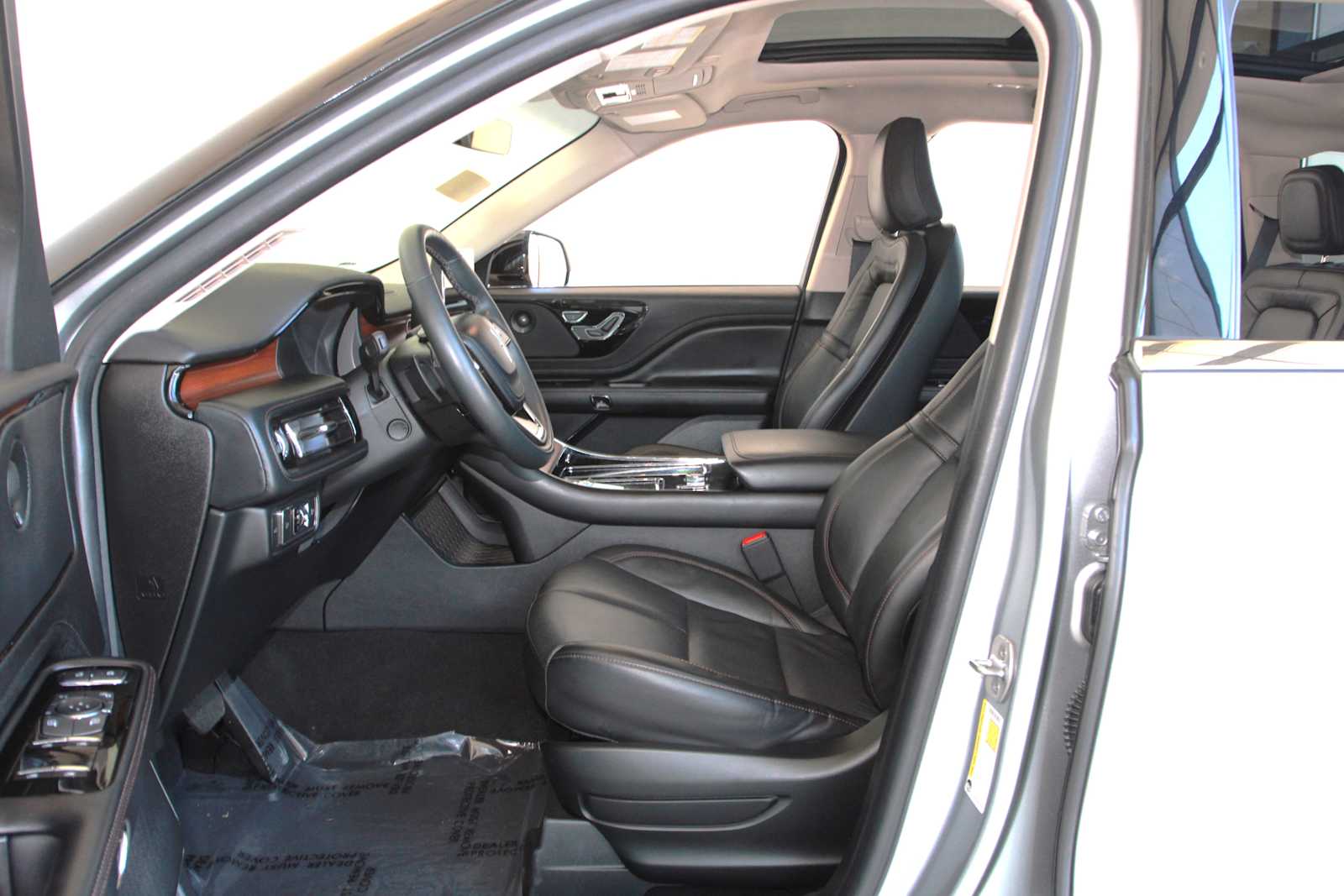 used 2023 Lincoln Aviator car, priced at $47,998