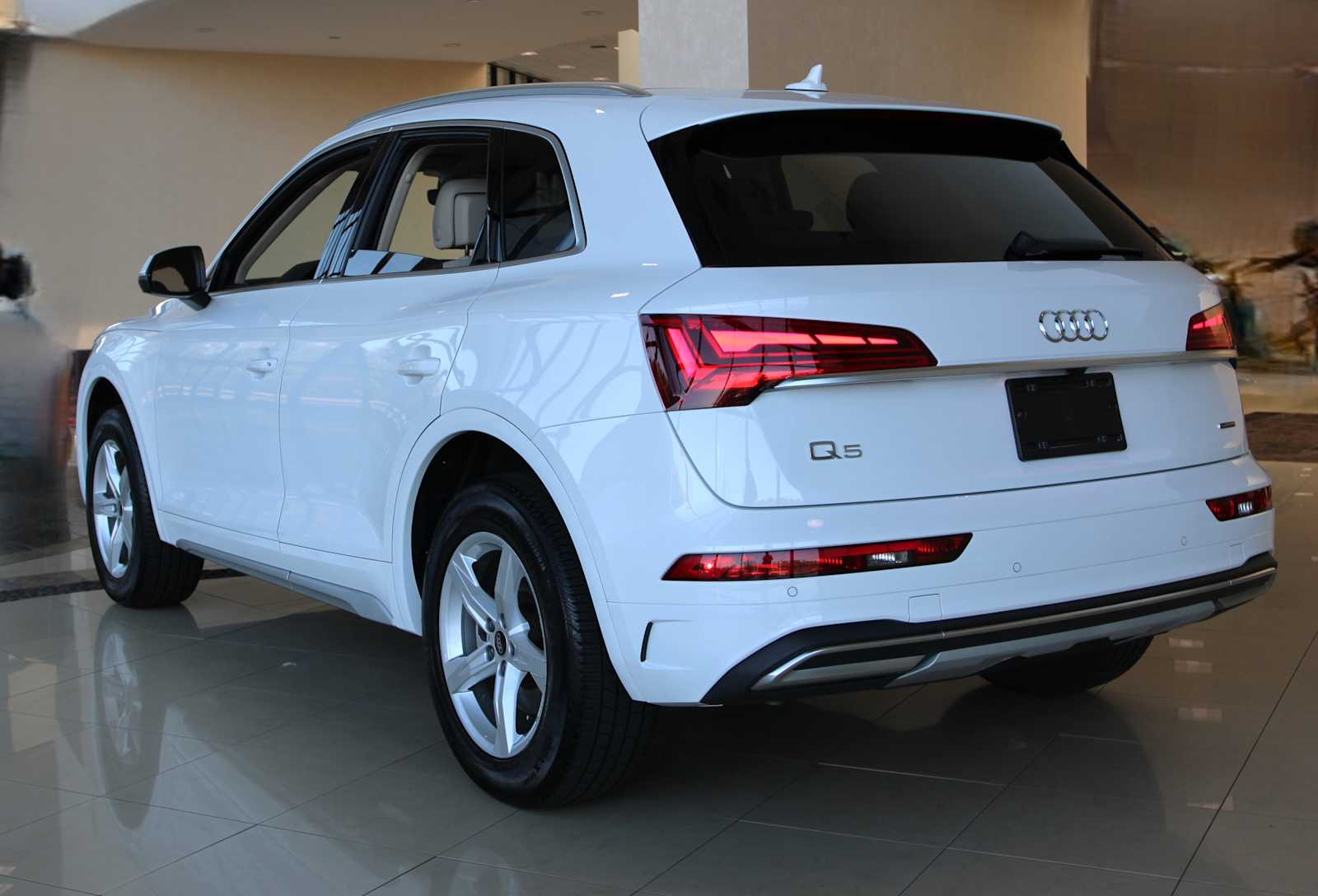 used 2024 Audi Q5 car, priced at $39,998