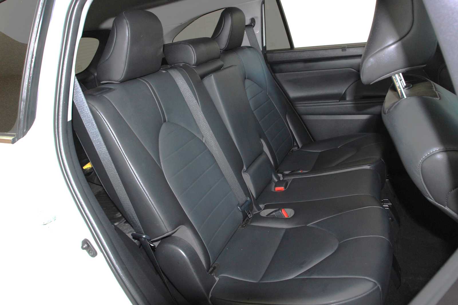 used 2020 Toyota Highlander car, priced at $29,598