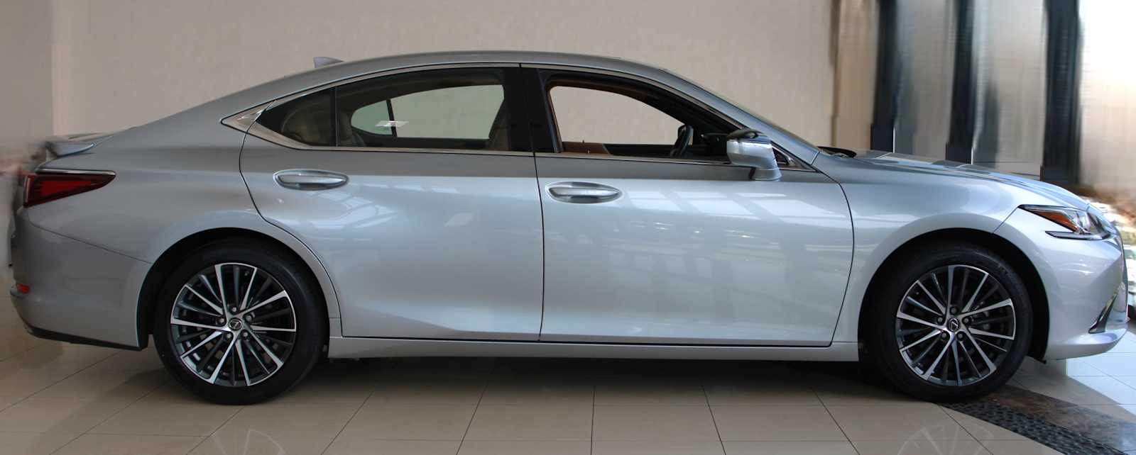 used 2022 Lexus ES 350 car, priced at $36,998