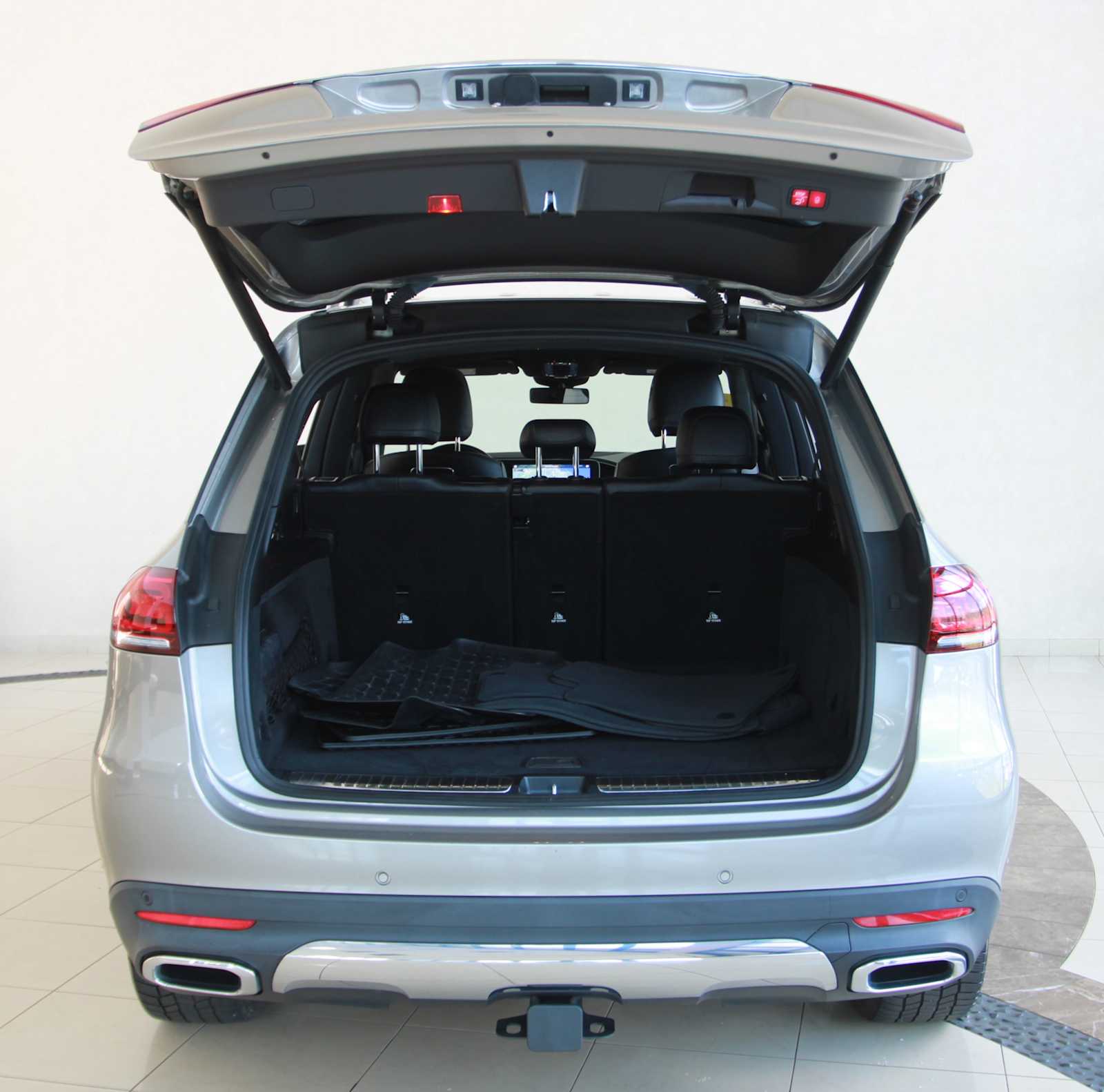 used 2020 Mercedes-Benz GLE 350 car, priced at $29,798