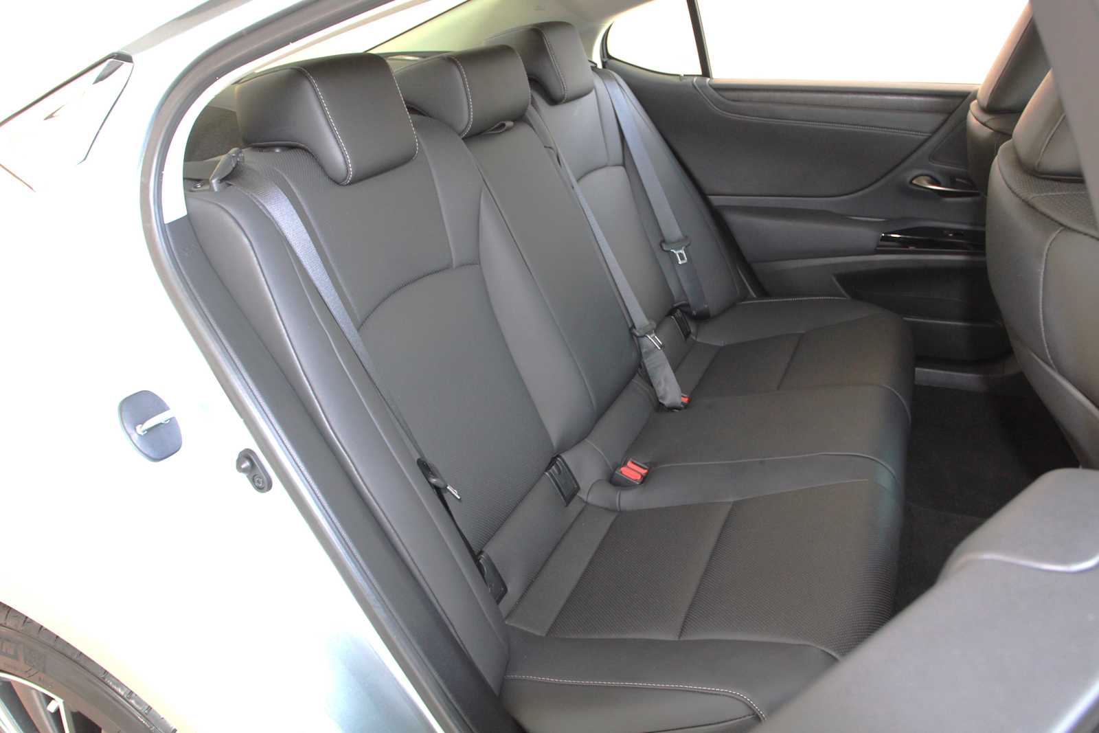 used 2024 Lexus ES 350 car, priced at $42,998