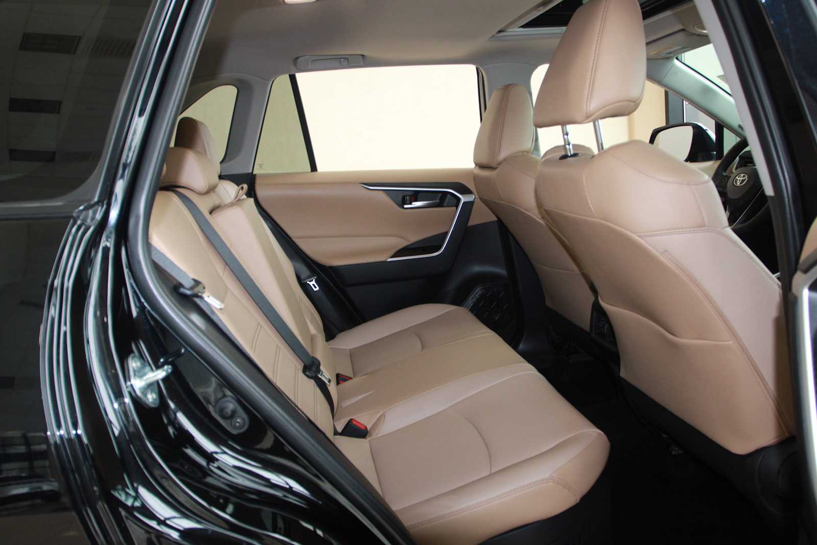 used 2024 Toyota RAV4 Hybrid car, priced at $39,998