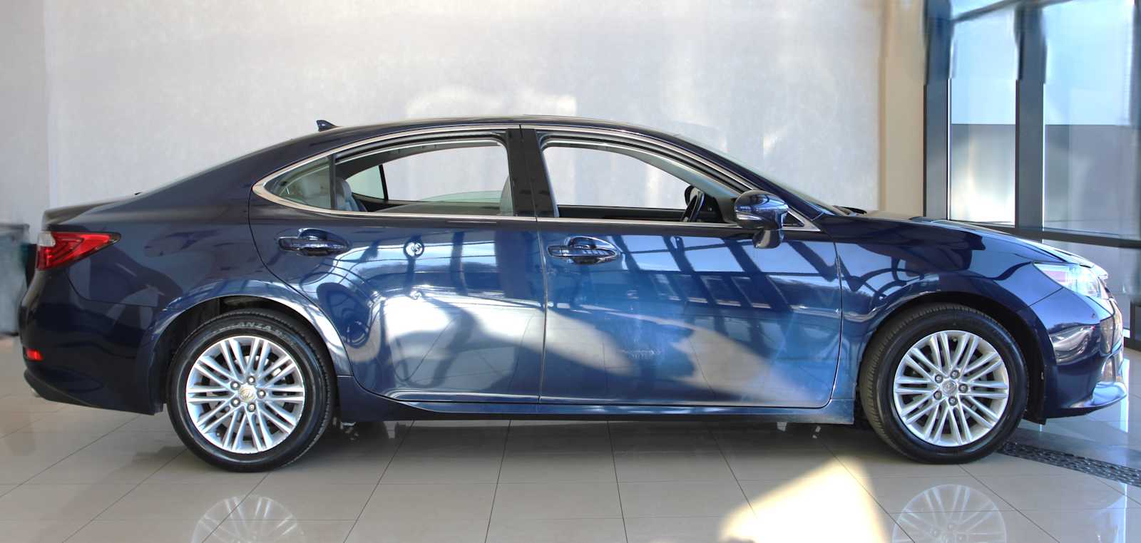 used 2013 Lexus ES 350 car, priced at $12,298